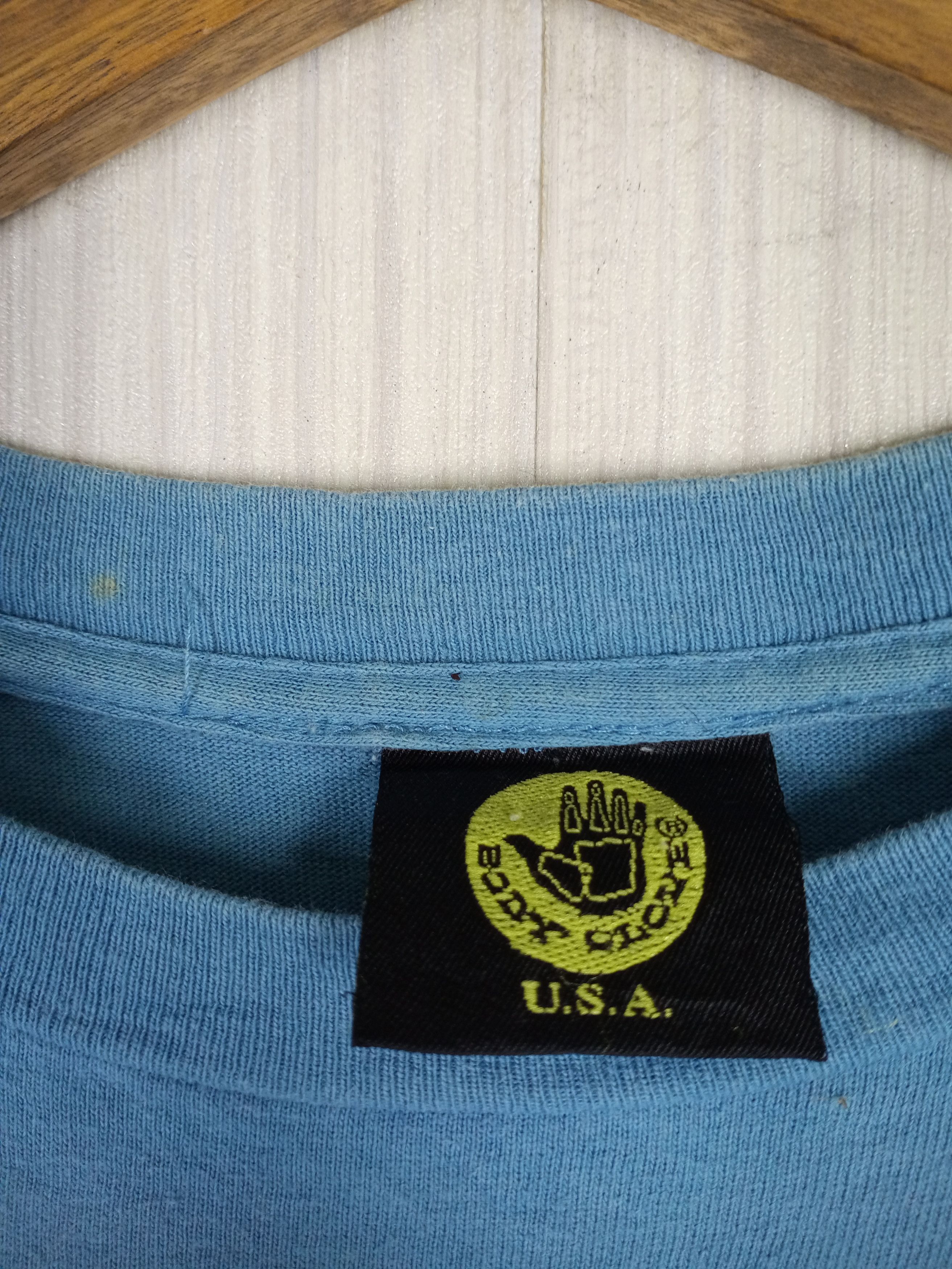 Body Glove Rare Vintage 90s Body Glove Big Logo Tshirt Size US L / EU 52-54 / 3 - 7 Thumbnail