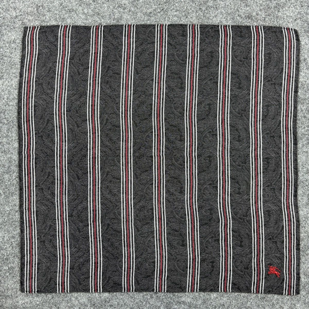 Burberry × Vintage Handkerchief # E018 # Bandana # Neckerchief Size ONE SIZE - 2 Thumbnail