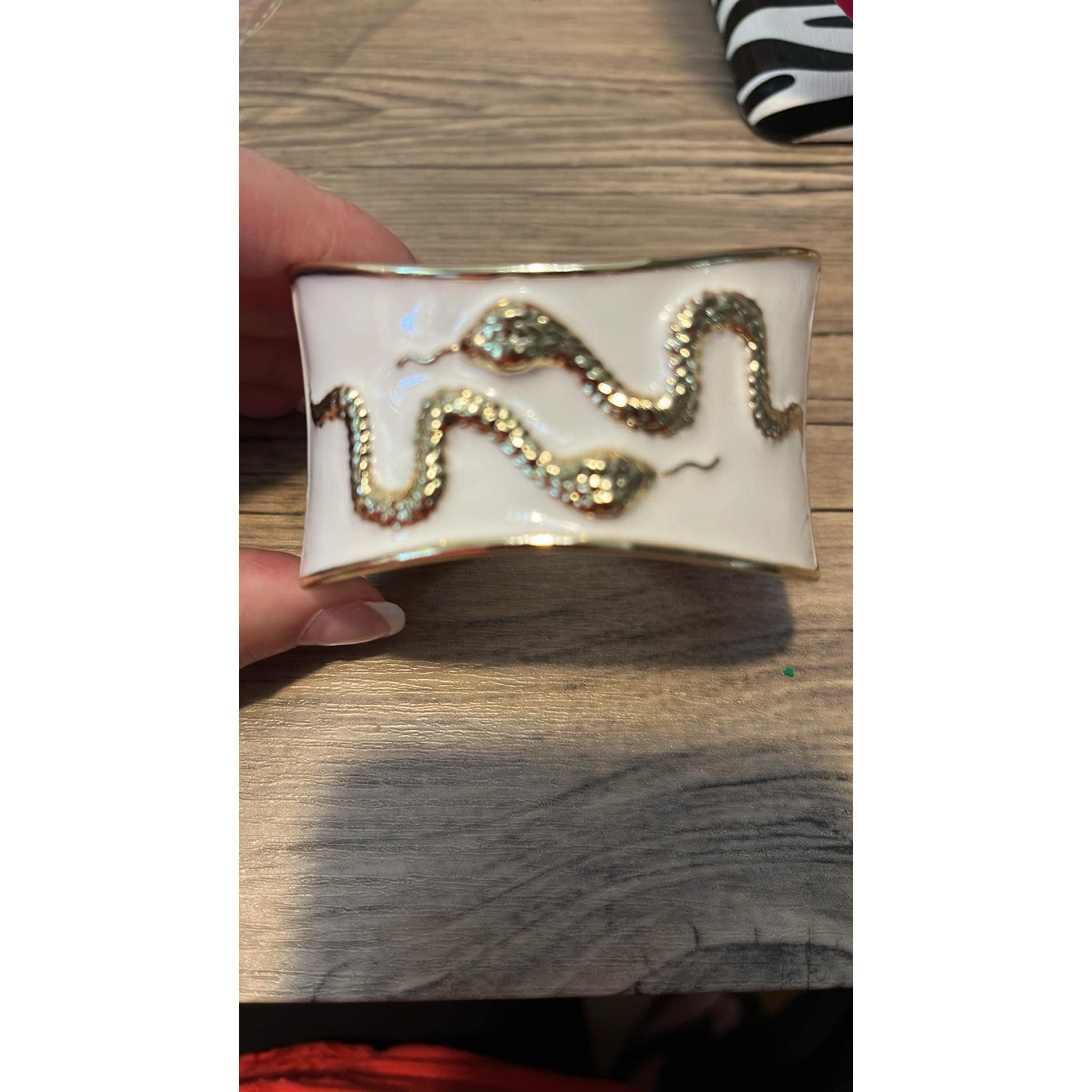 Other Gold Tone Snake White Enamel Clamper Bracelet Size ONE SIZE - 1 Thumbnail