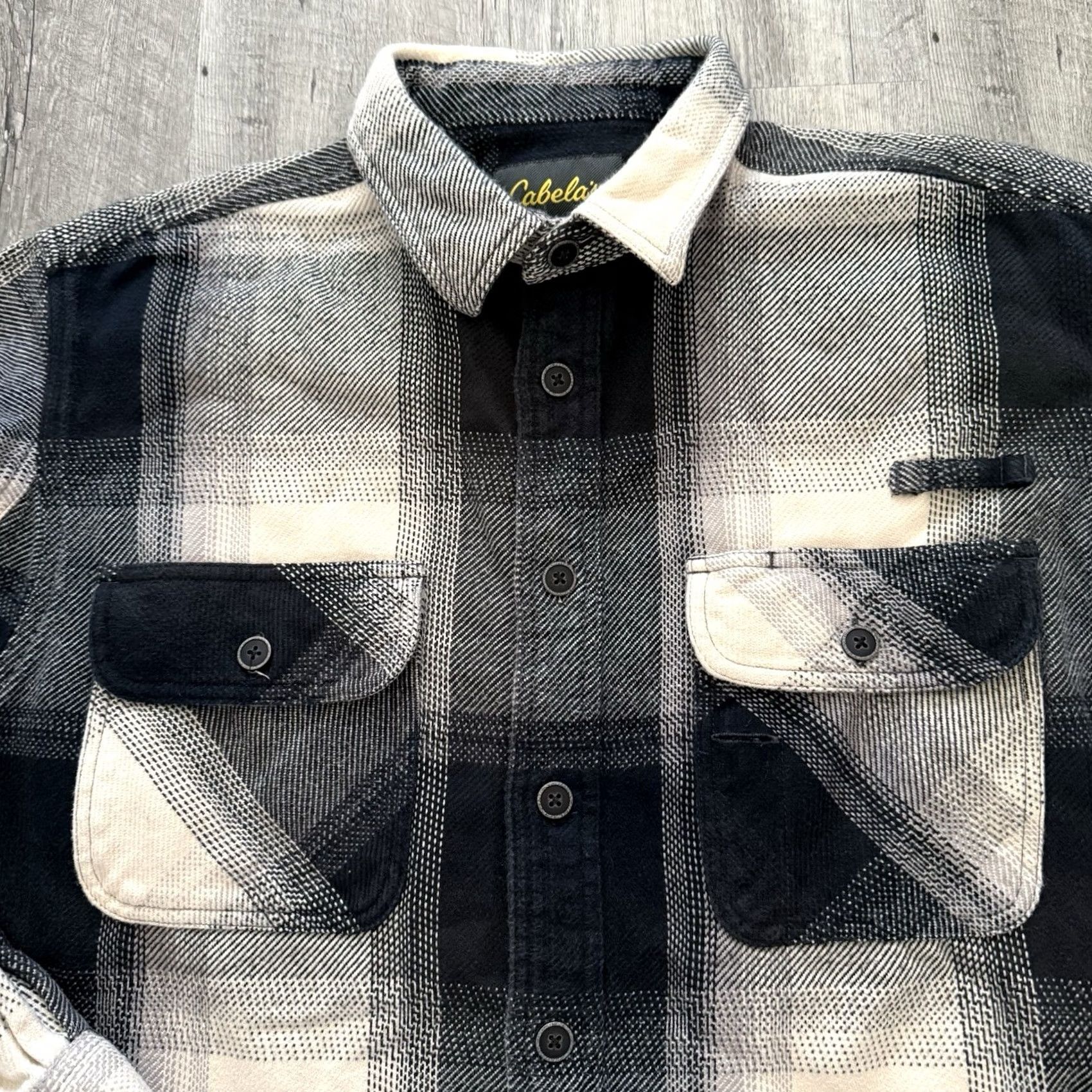Vintage Cabelas Heavyweight Shirt Mens Large Long Sleeve Plaid Button Up Outdoor Black Casual Workwear Size US L / EU 52-54 / 3 - 6 Thumbnail