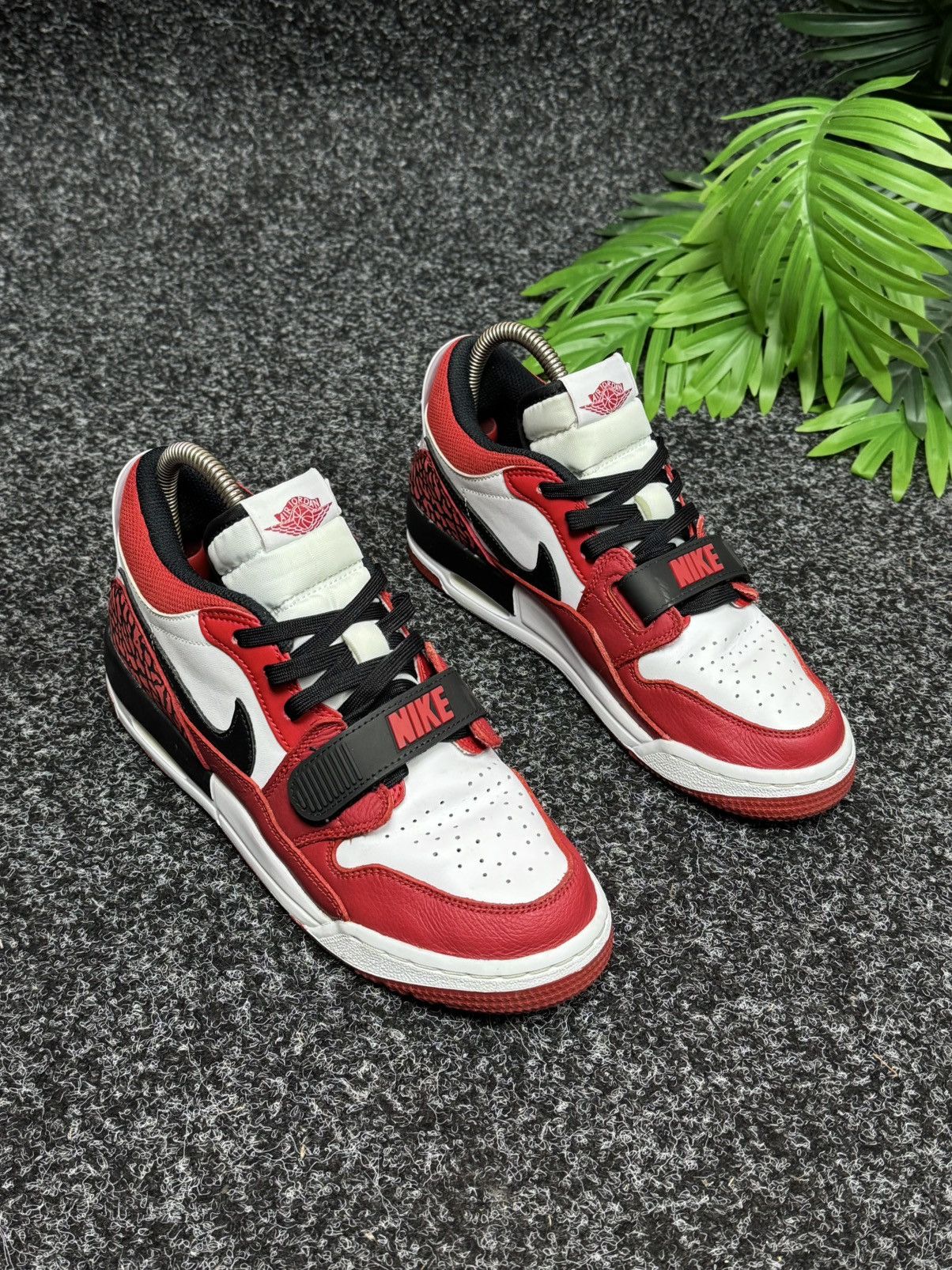 Jordan Brand Nike Air Jordan Legacy 312 Low Size 38,5 US 6 UK 5 Size US 6 / IT 36 - 2 Thumbnail