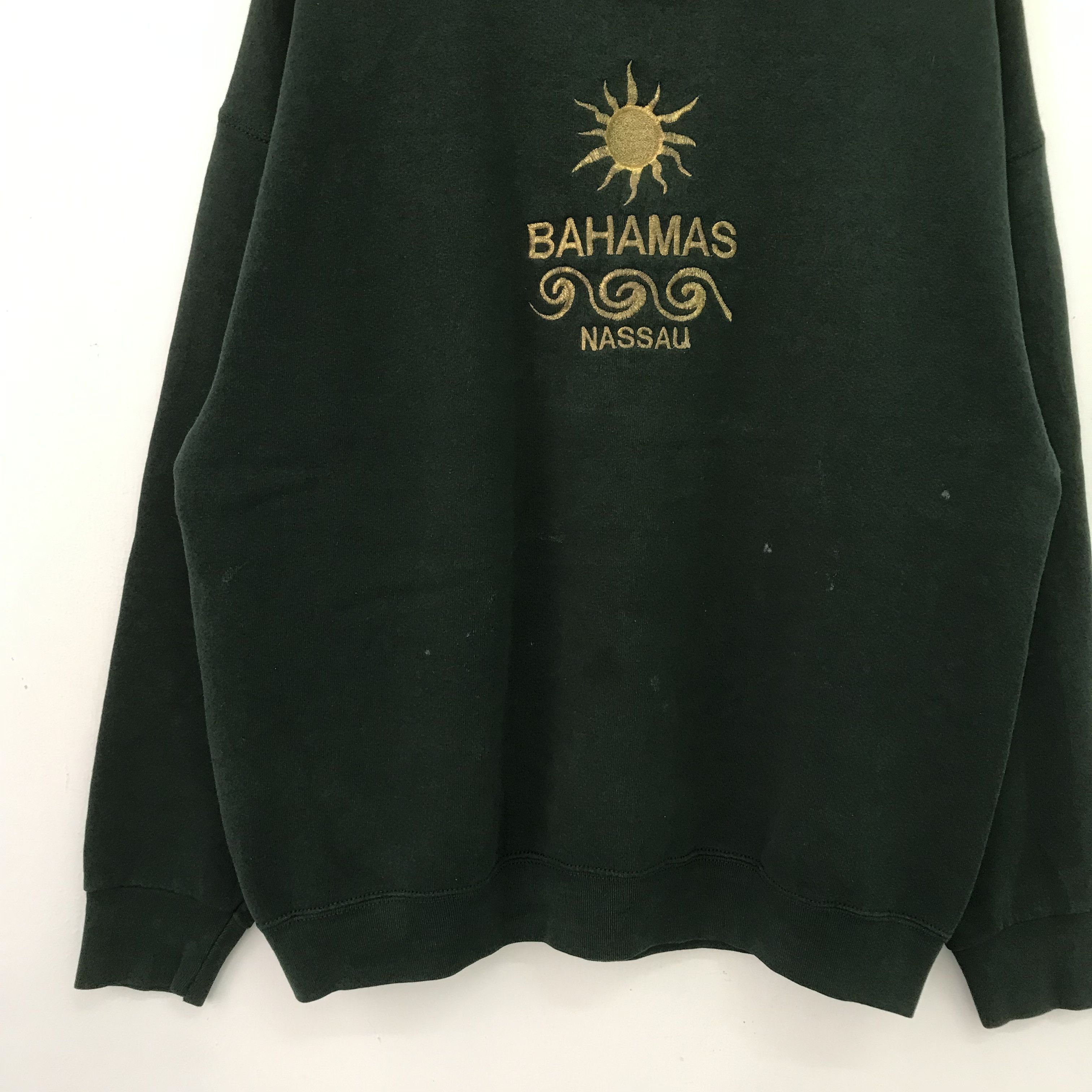 Japanese Brand Vintage Nassau Bahamas Green - 165 Size US L / EU 52-54 / 3 - 3 Thumbnail