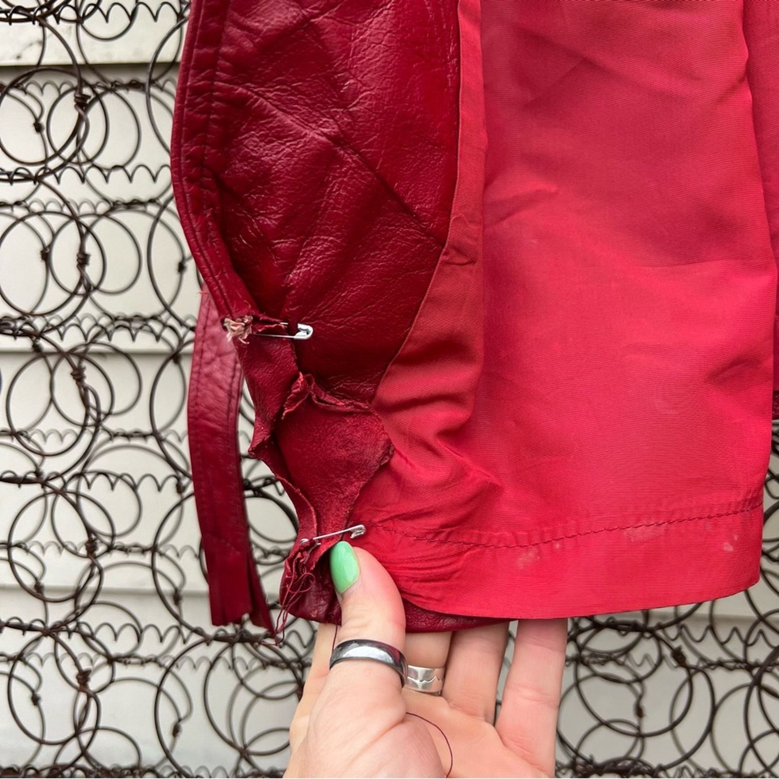 Vintage 60s 70s Red Leather Silver Fox Fur Mrs Claus Trench Coat Size XL / US 12-14 / IT 48-50 - 8 Thumbnail