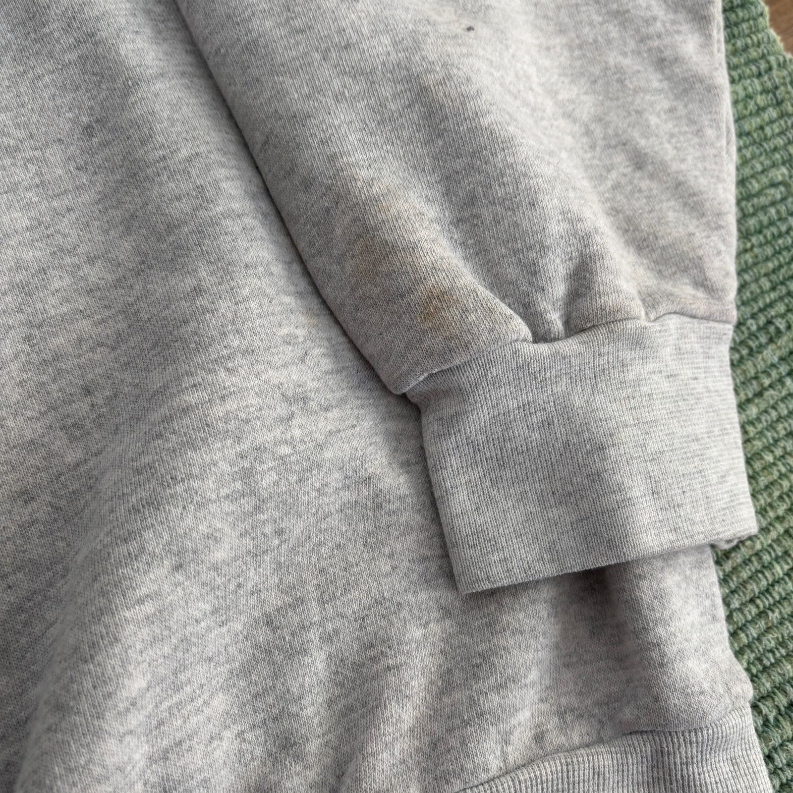 Velva Sheen Vintage 1980s Cardinal Stritch gray cotton sweatshirt XL Size US XL / EU 56 / 4 - 7 Thumbnail