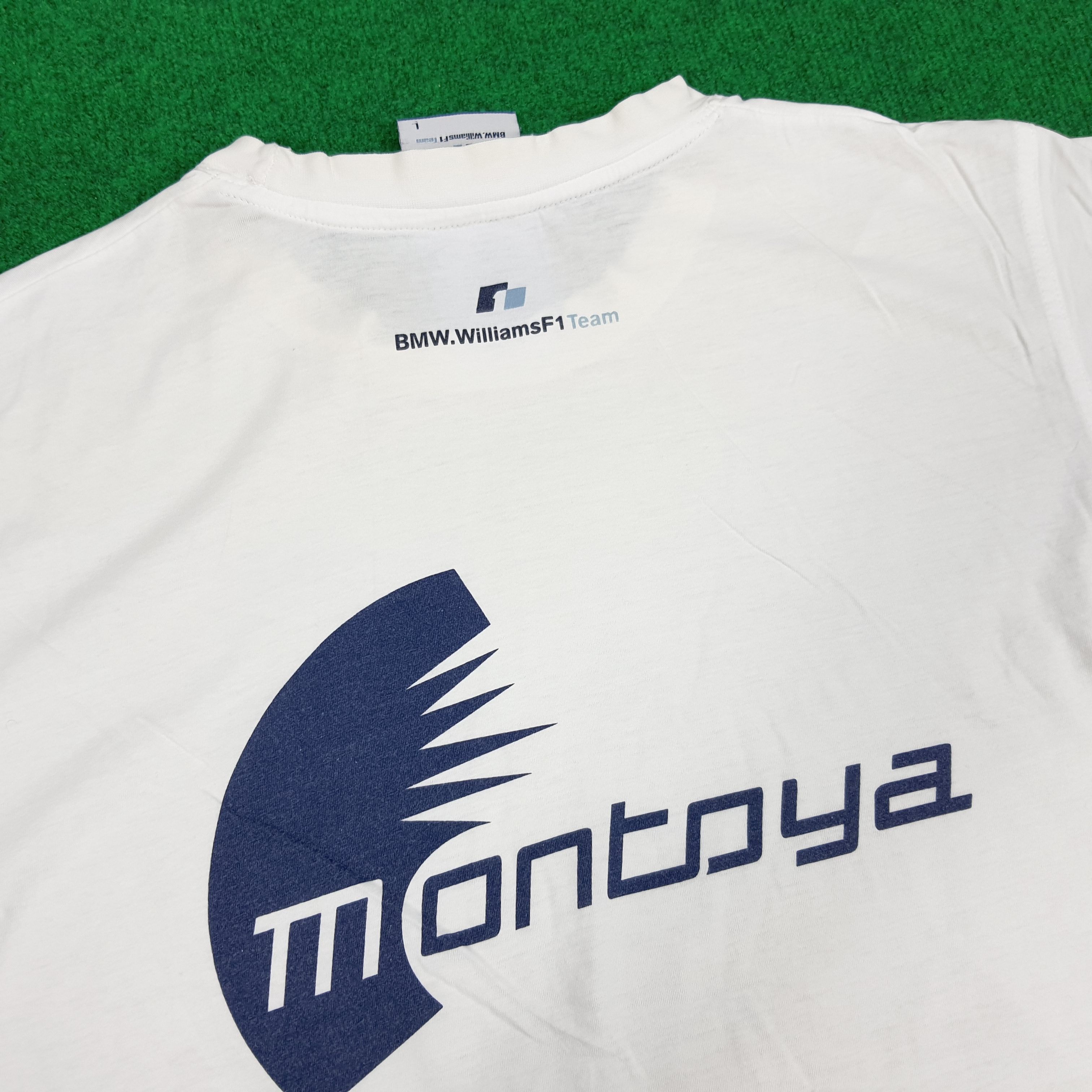 BMW × Vintage Vintage Montoya BMW Williams F1 Team Motorsports Tshirt Size US L / EU 52-54 / 3 - 4 Thumbnail