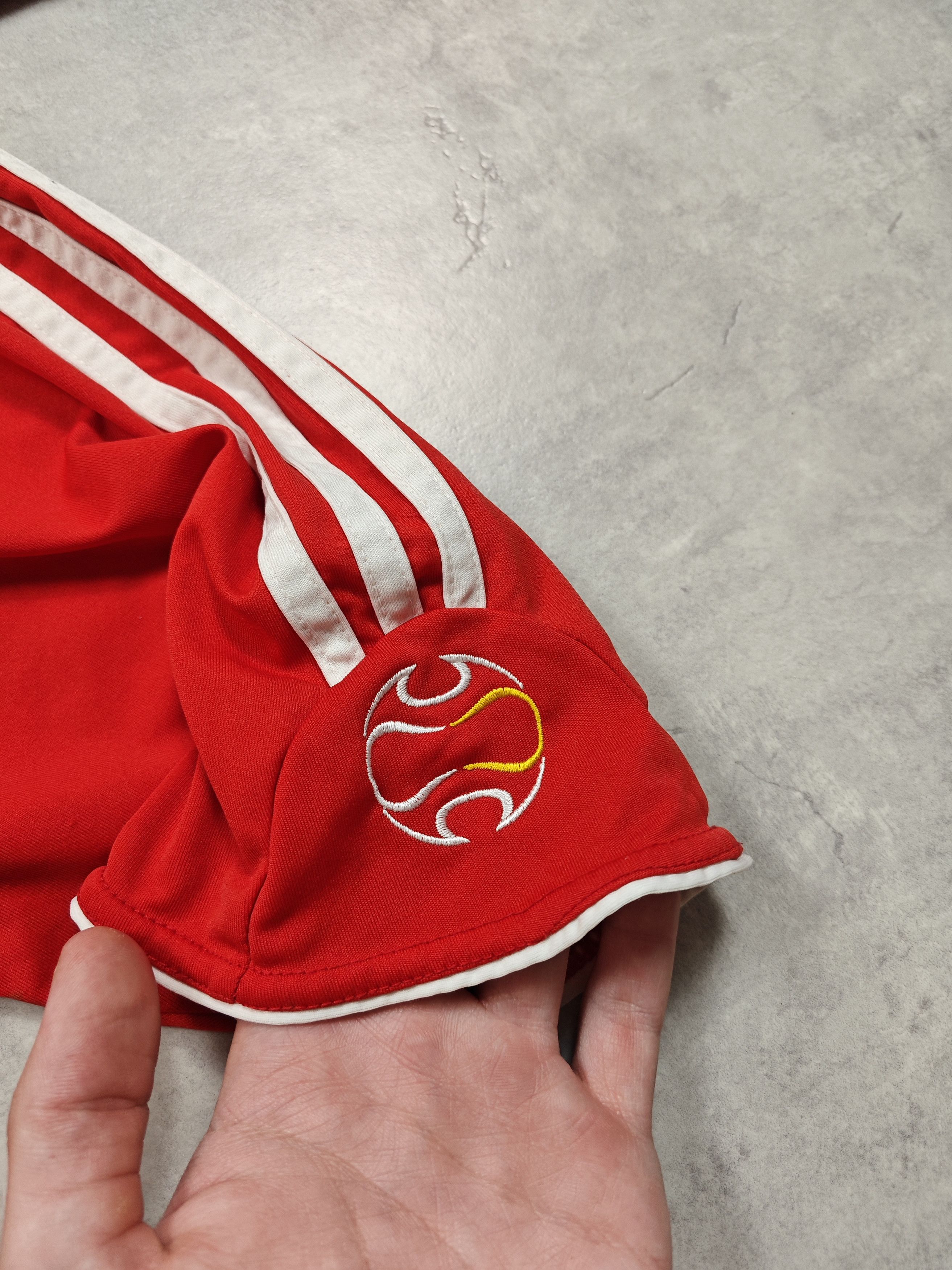 Adidas Liverpool GERARD 8 Size US XL / EU 56 / 4 - 5 Thumbnail