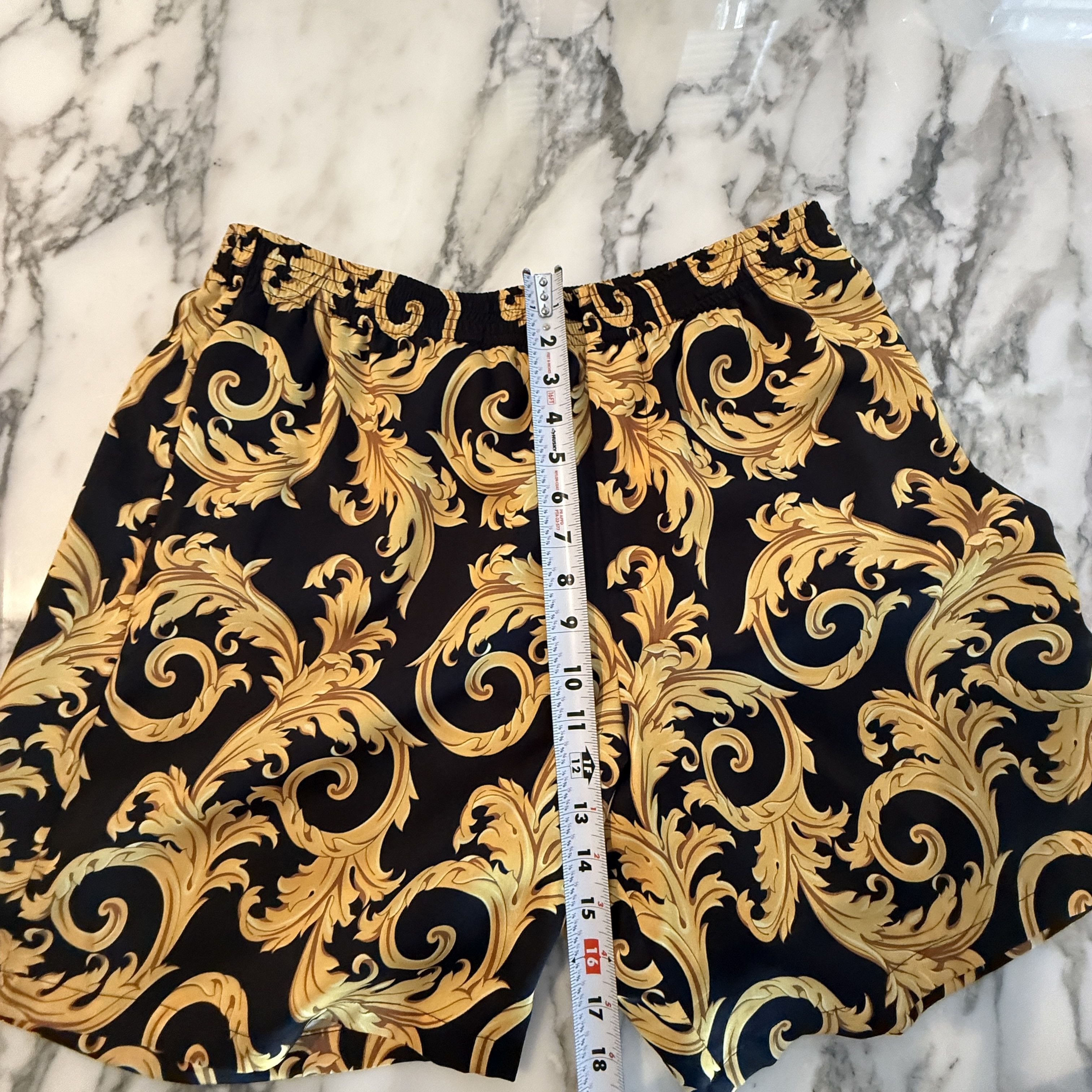 Versace Versace Men's Baroque Shorts Black Gold Print Shorts IT 52 Size US 34 / EU 50 - 9 Thumbnail