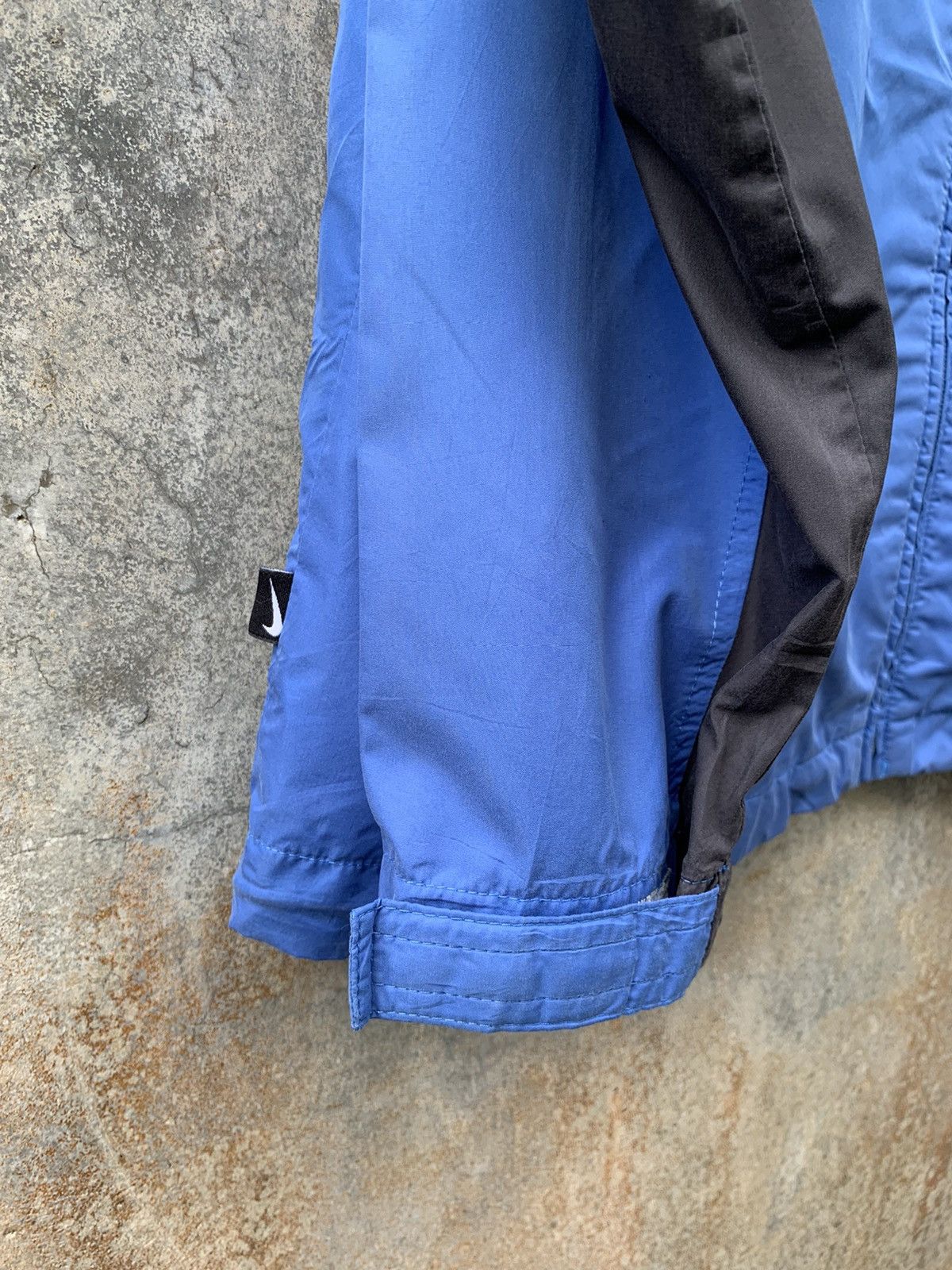 Nike × Vintage Vintage 00s Nike Windbreaker Jacket Size US M / EU 48-50 / 2 - 4 Thumbnail