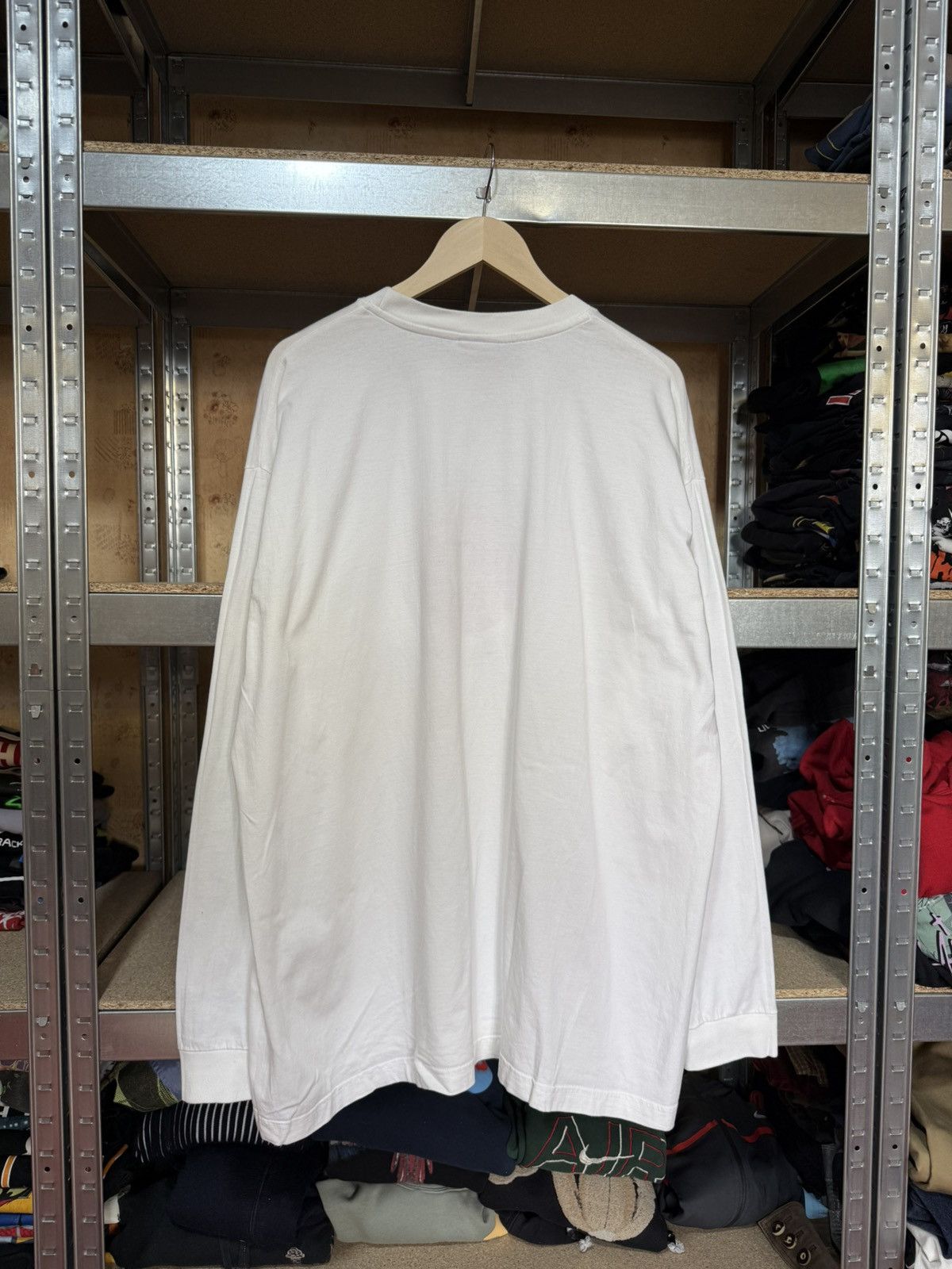 Vintage Vintage 1990s Lucky Strike Cigarette Longsleeve T-Shirt Size US XXL / EU 58 / 5 - 2 Thumbnail