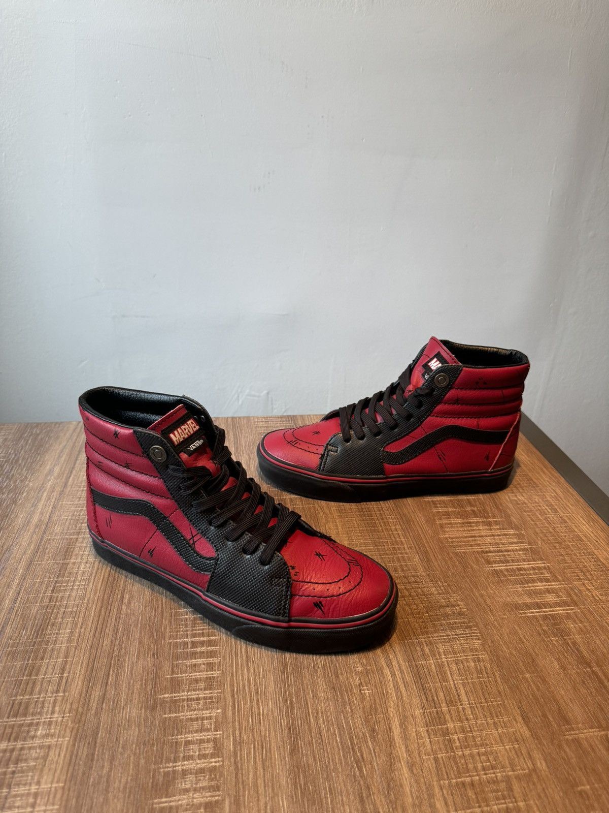 Vans Vans SK-8 Hi Marvel Deadpool Limited Edition Mens Size 8.5 Size US 8.5 / EU 41-42 - 2 Thumbnail