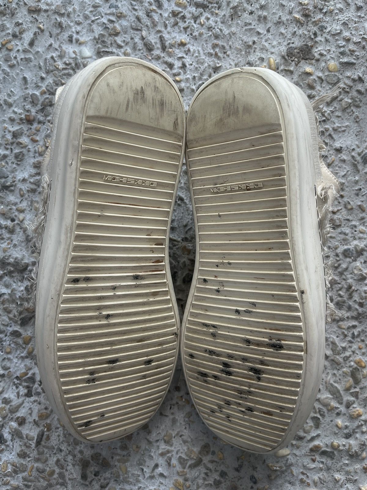 Rick Owens DRKSHDW Distressed Low-Top Denim Sneakers – Off-White Size US 6 / EU 39 - 7 Thumbnail