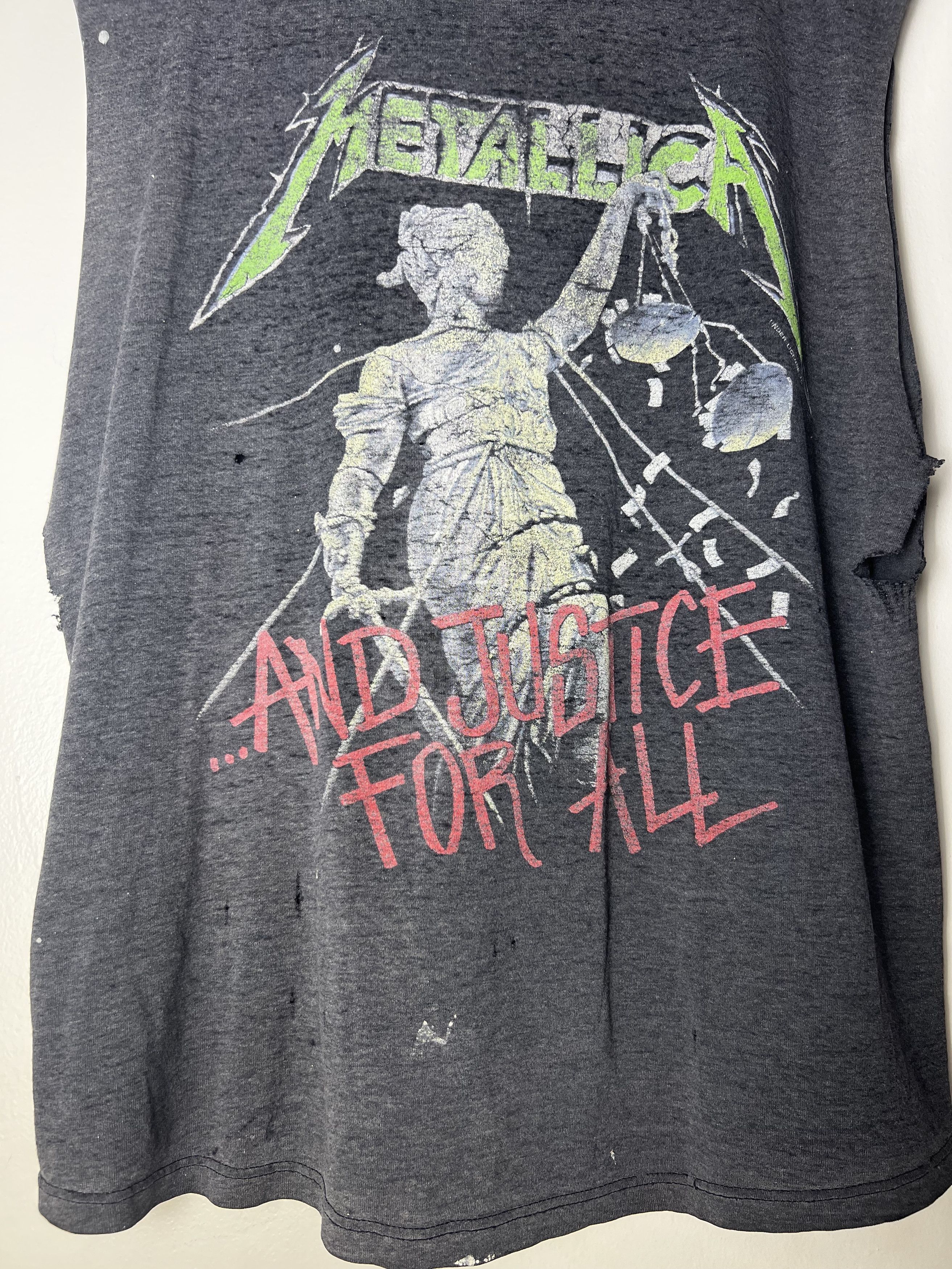 Vintage Vintage 80's Metallica "And Jusice For All" Tour Cutoff Tee Size US L / EU 52-54 / 3 - 4 Thumbnail