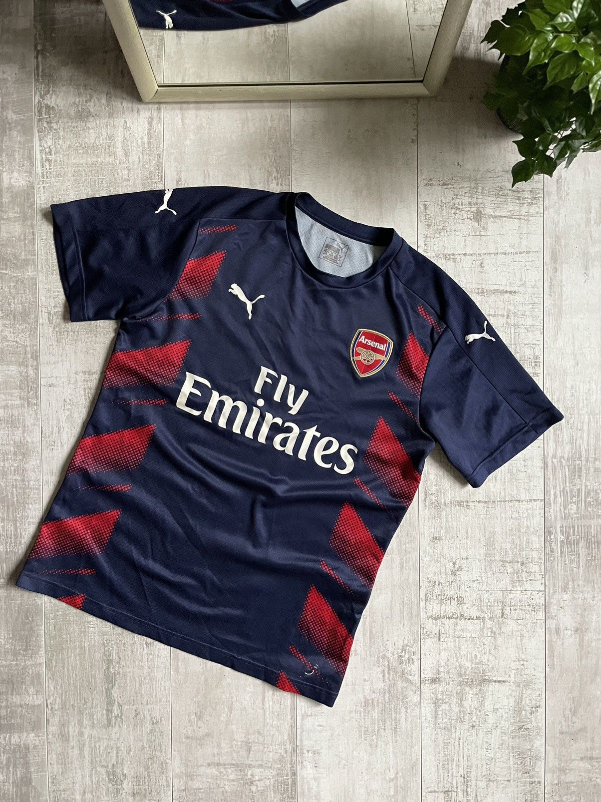 Puma Puma Arsenal 2016/2017 Away Football Shirt Soccer Jersey Size US L / EU 52-54 / 3 - 2 Thumbnail