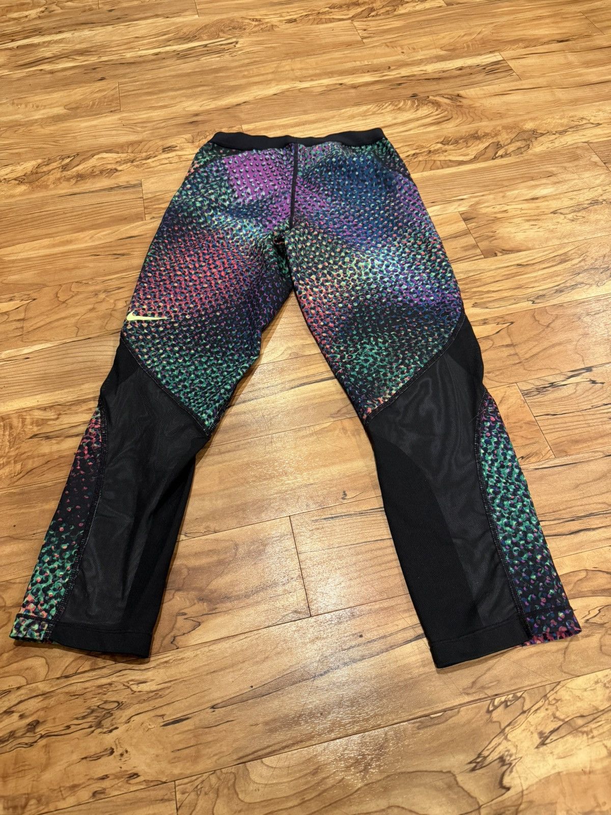 Nike NIKE Pro Hypercool Women’s Leggings Size Medium Size 30" / US 8 / IT 44 - 8 Thumbnail