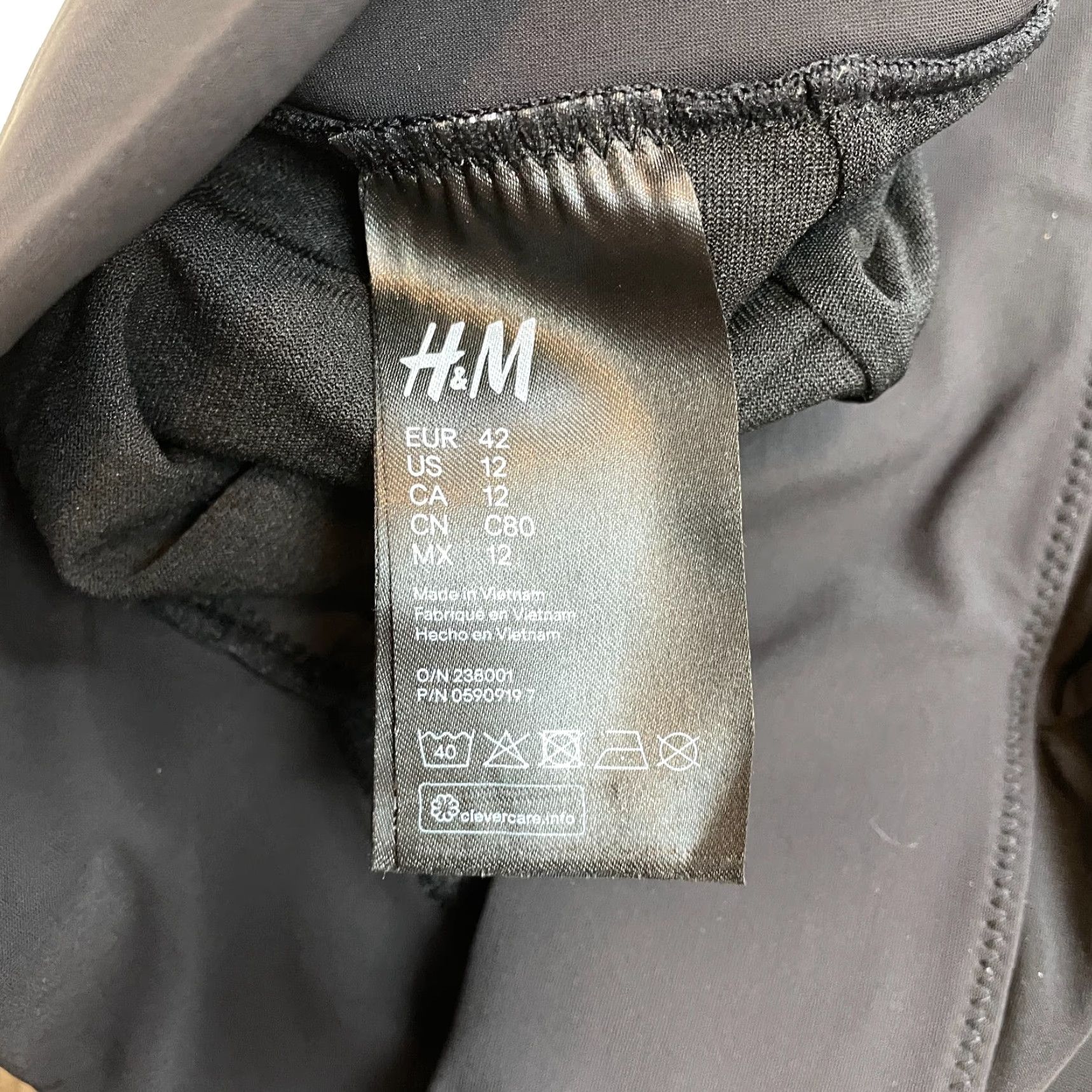 H&M H&M Black Tank Top Cropped V-Neck Sleeveless Shirt Womens 12 Party/Cocktail Elastic Band Size XL / US 12-14 / IT 48-50 - 5 Thumbnail