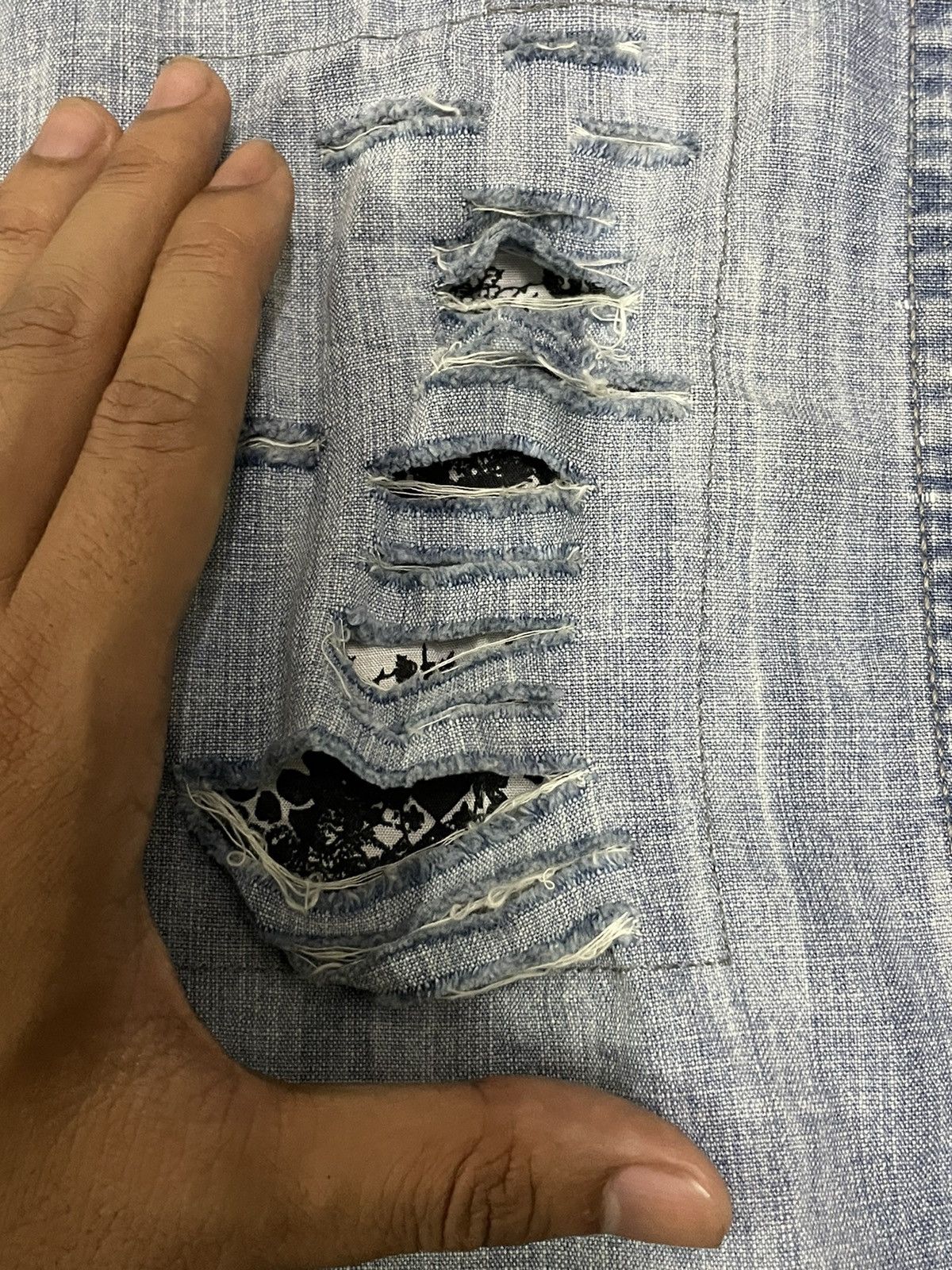 Japanese Brand Japanese Brand Skull Patches Ripped Denim Western Shirt Size S / US 4 / IT 40 - 9 Thumbnail