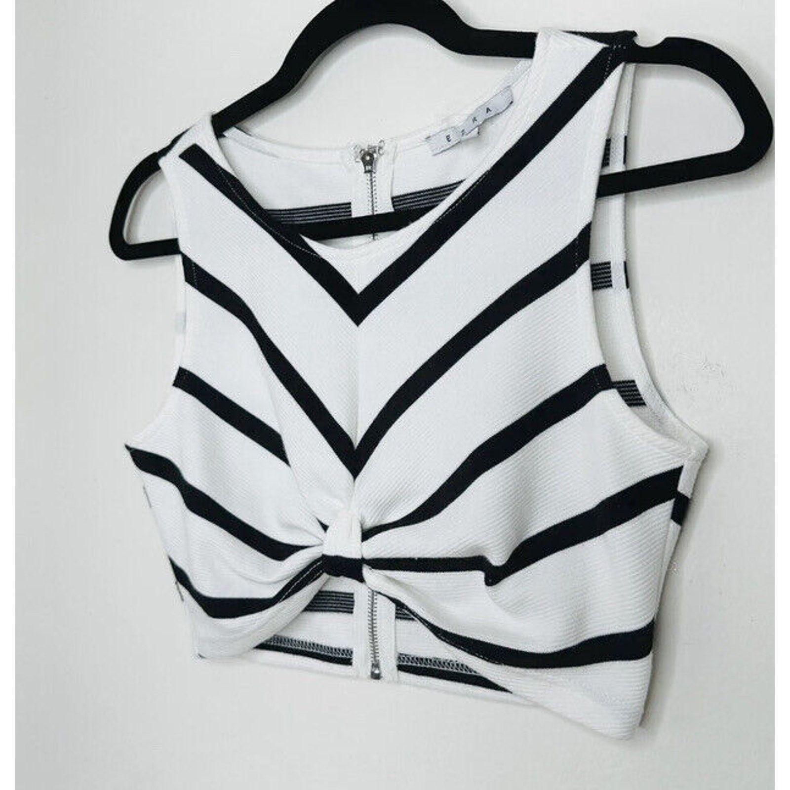 Other Ezra Black White Striped Sleeveless V-Neck Crop Front Knot S Size S / US 4 / IT 40 - 3 Thumbnail