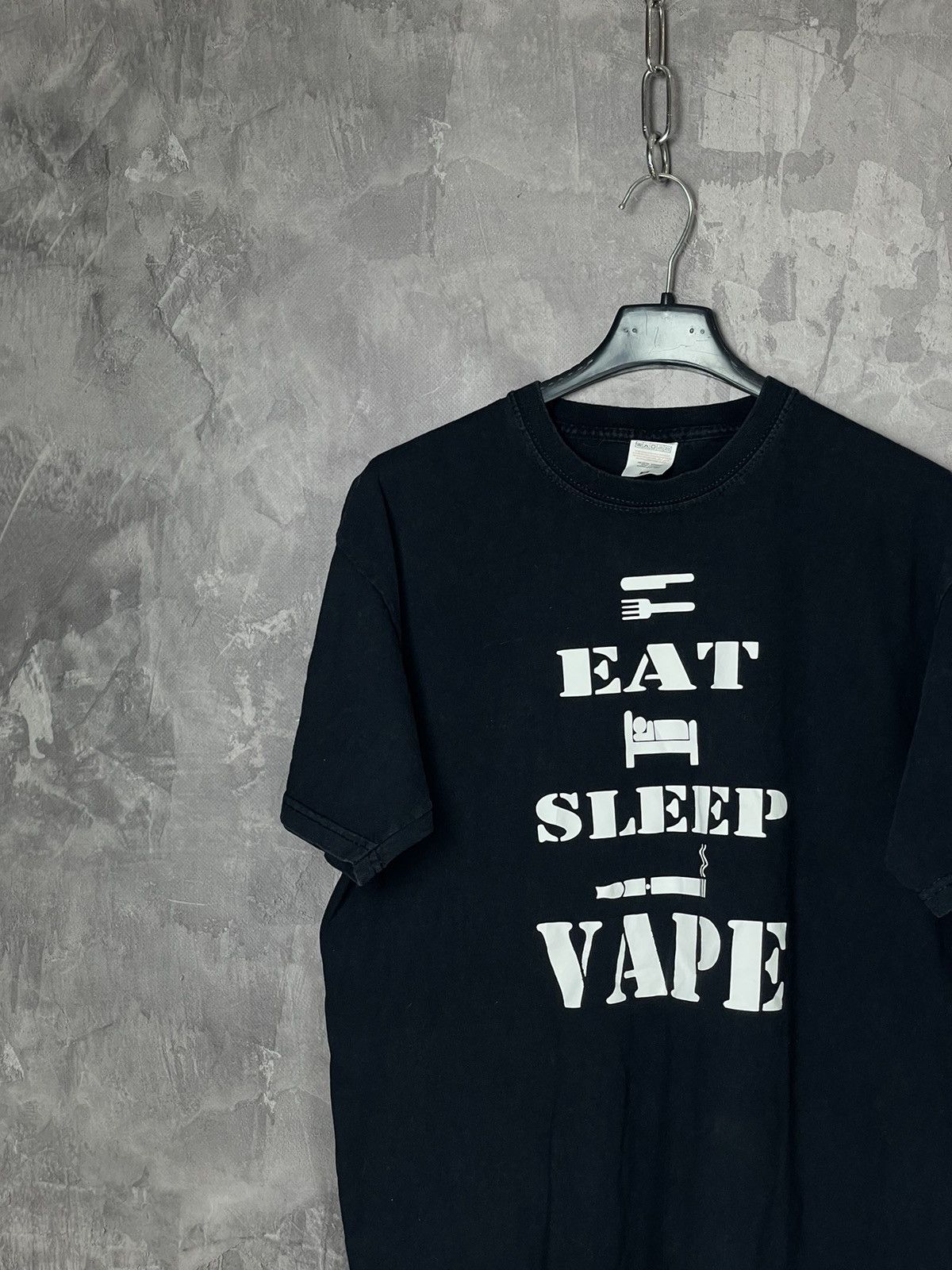 Vintage Vintage Eat Sleep Vape 90s Humor Funny Joke T shirt Size US M / EU 48-50 / 2 - 3 Thumbnail