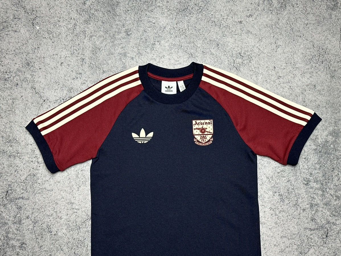 Adidas Adidas Arsenal FC 24/25 Adicolor T-Shirt Jersey Size US XS / EU 42 / 0 - 2 Thumbnail