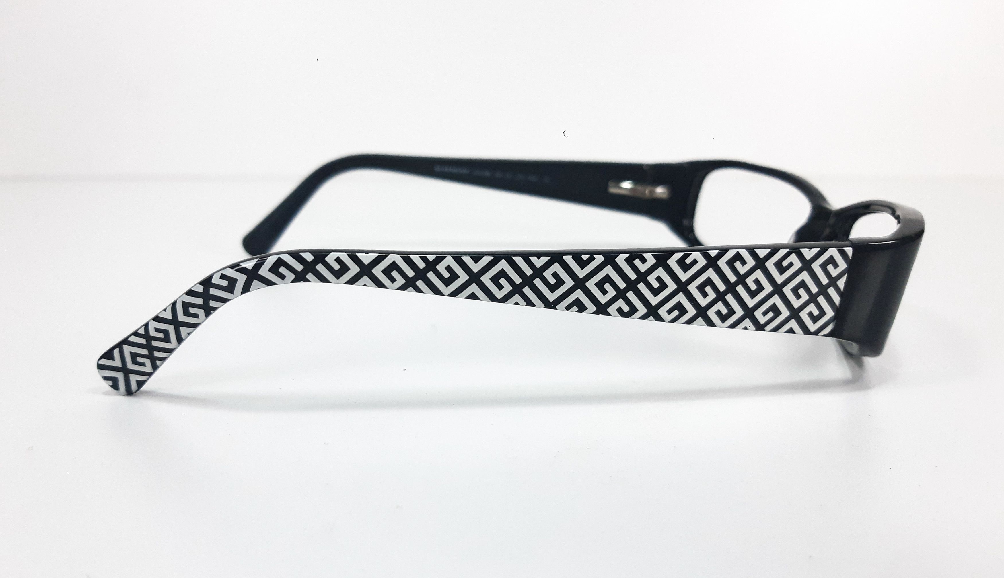 Givenchy GIVENCHY VGV 588 Italy Eyeglasses Frame Size ONE SIZE - 6 Thumbnail