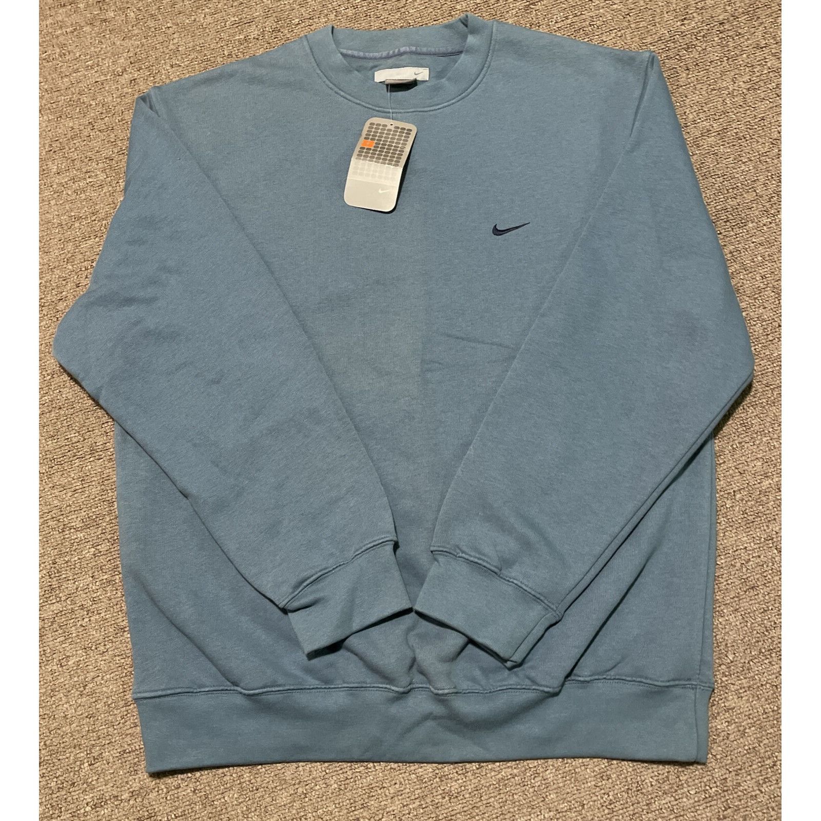 Nike Vintage 2002 Y2K Large Nike Gray Silver Tag Mini Swoosh Crew Size US L / EU 52-54 / 3 - 8 Thumbnail
