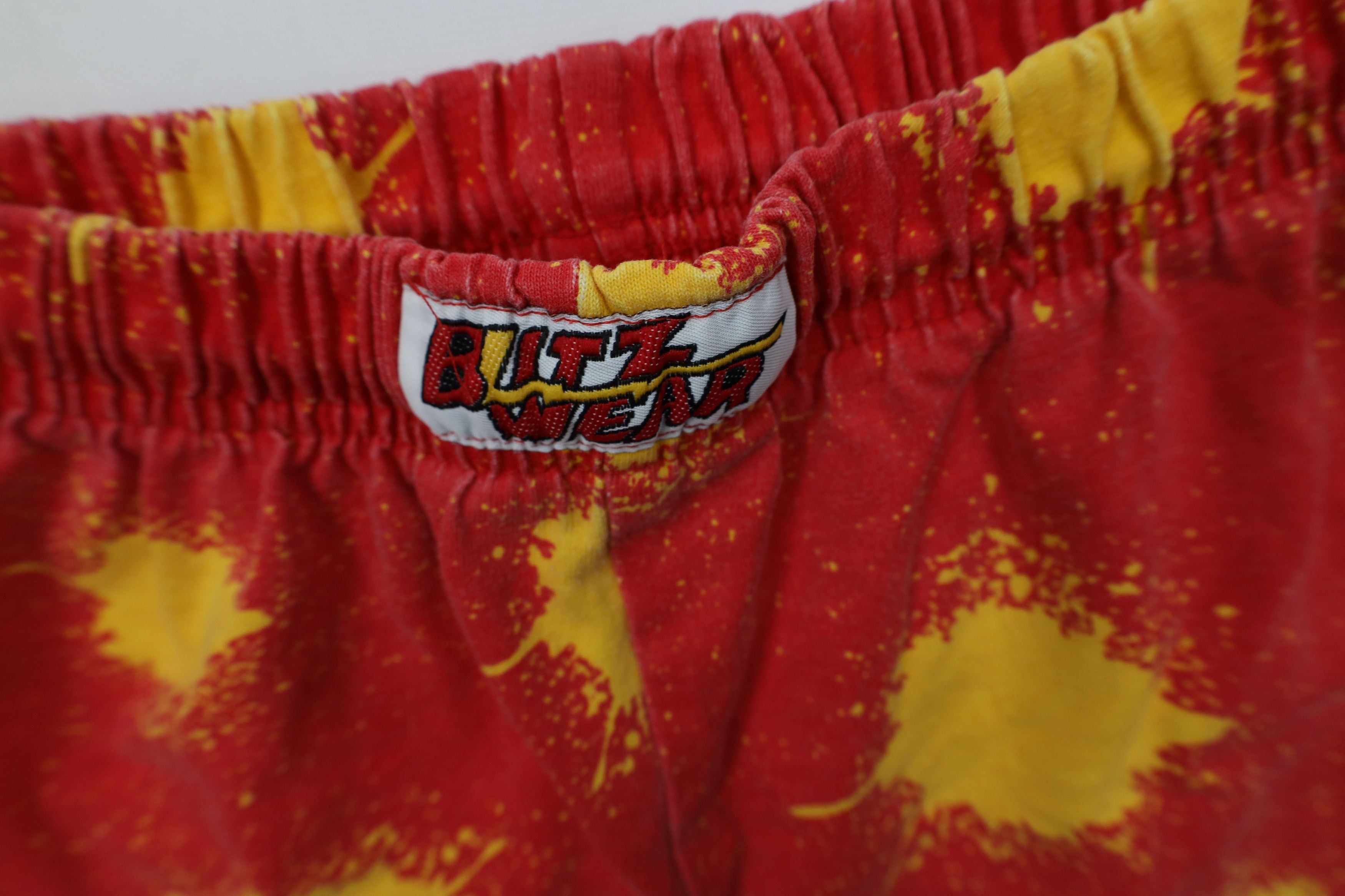 Vintage Vintage 90s Splatter Kansas City Chiefs Capris Shorts USA Size US 32 / EU 48 - 8 Thumbnail
