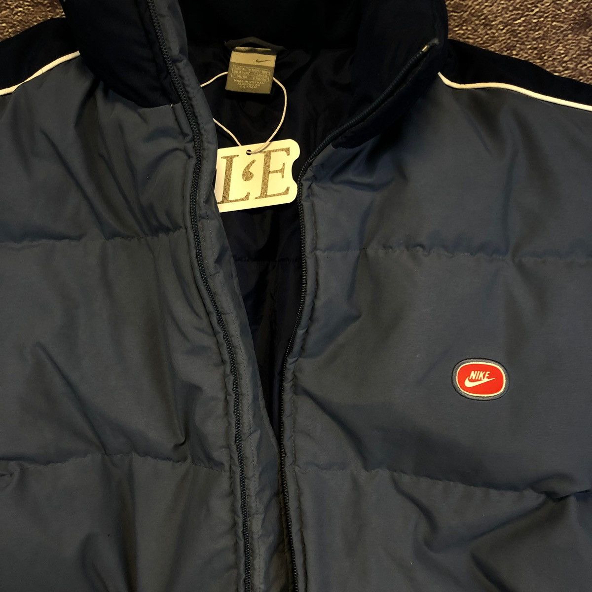 Nike Nike Men’s Vintage Puffer Jacket Size XL Size US XL / EU 56 / 4 - 5 Thumbnail