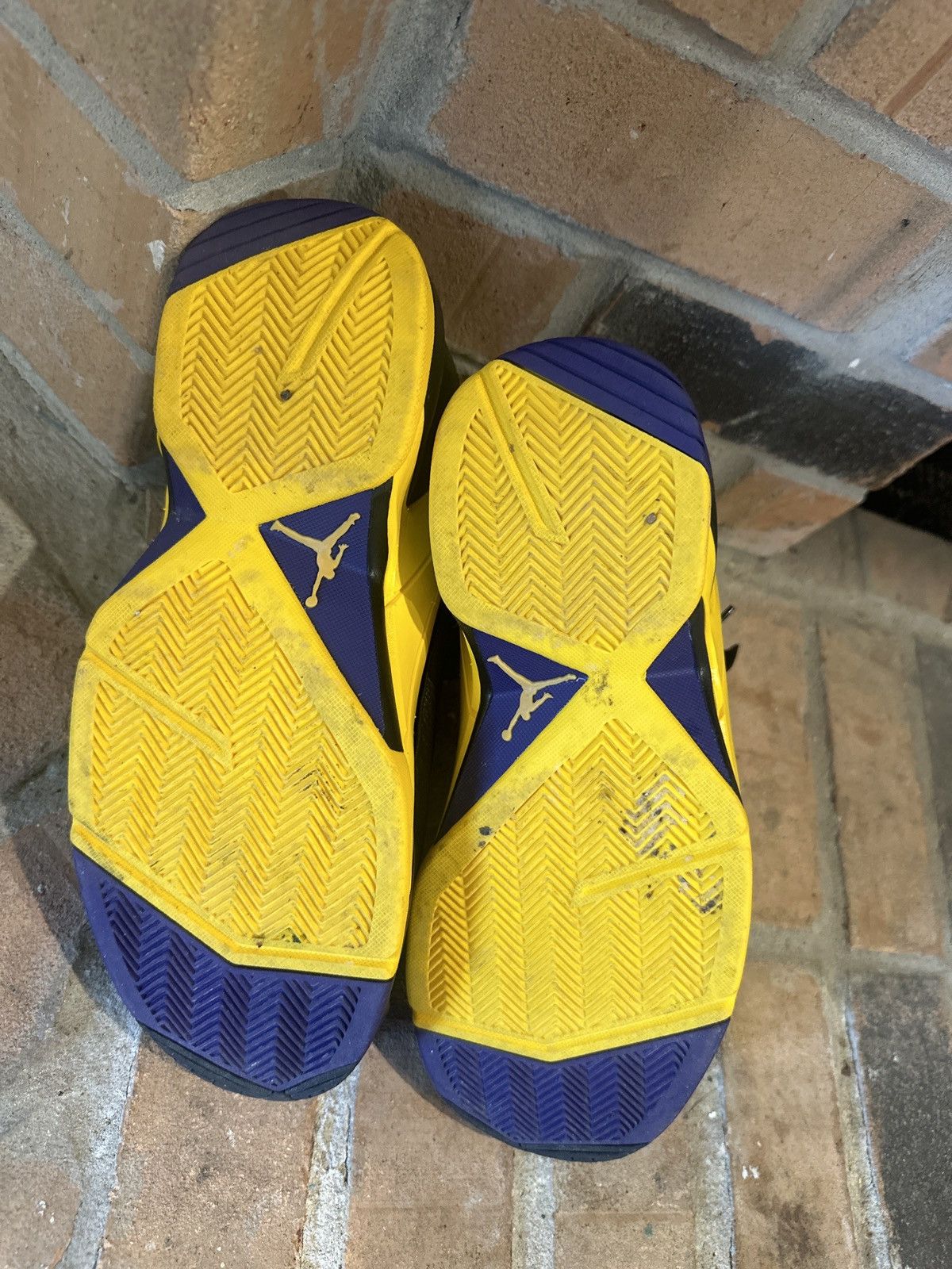 Jordan Brand Jordan Jumpman Swift Lakers Size US 10 / EU 43 - 5 Thumbnail