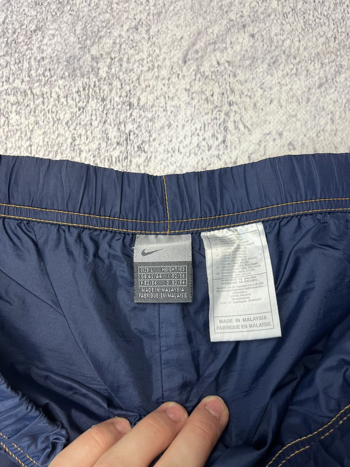 Nike Vintage Nike Nylon Track Pants Small Swoosh Logo Sz L Size US 36 / EU 52 - 9 Thumbnail