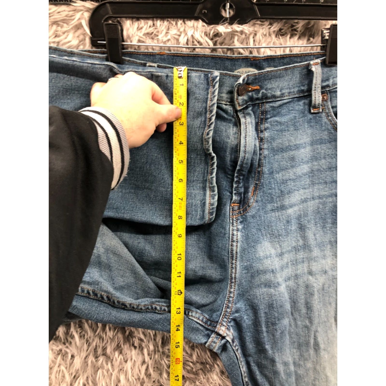 Old Navy Old Navy Jeans Mens 42x30 Mid Rise Straight Leg Medium Wash Blue Size US 42 / EU 58 - 4 Thumbnail