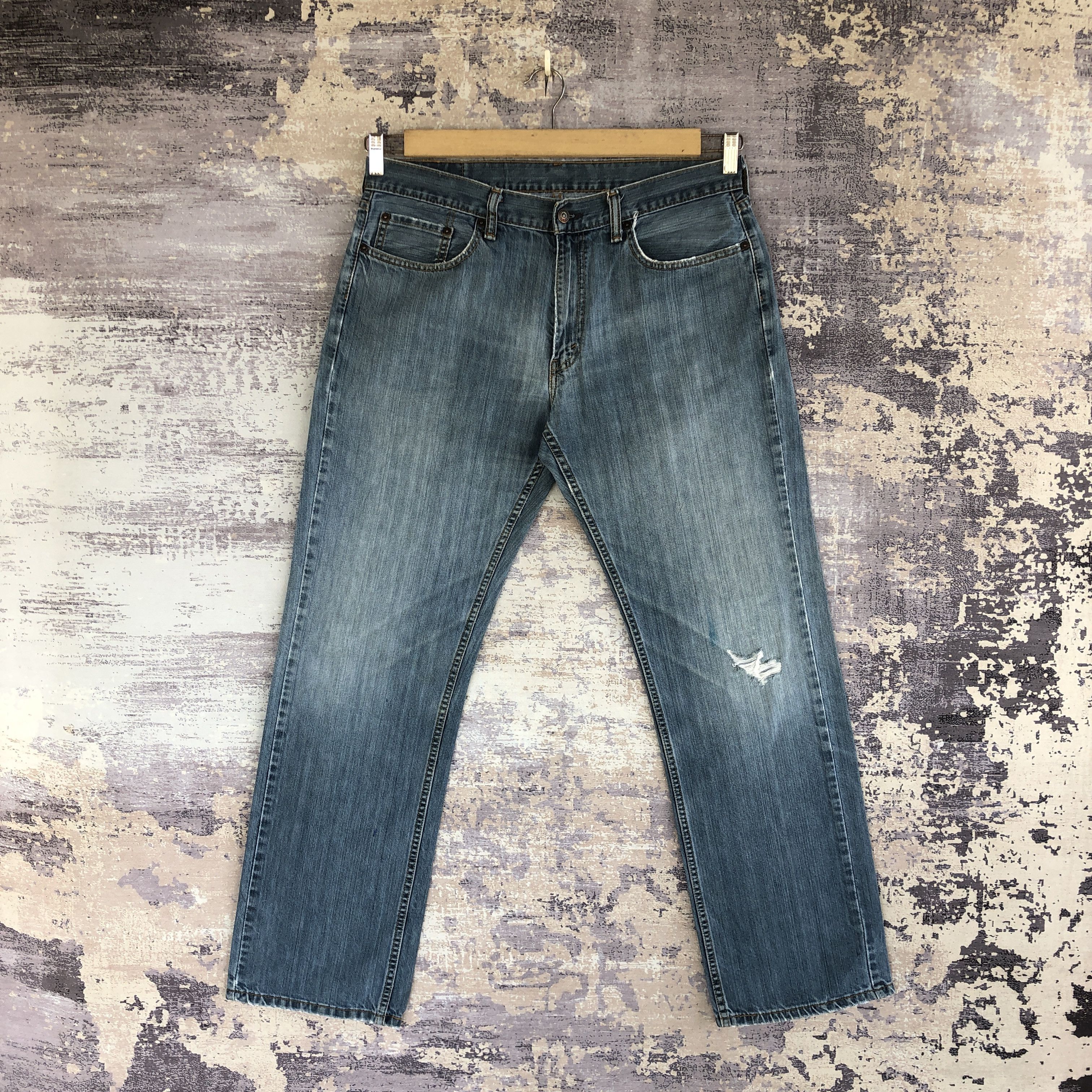 Levi's Vintage Distressed Levis 559 Jeans Levi's Faded Wash Denim Size US 34 / EU 50 - 1 Thumbnail