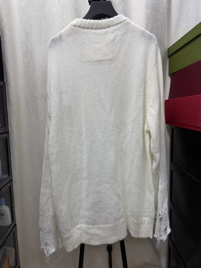 Givenchy Givenchy White Hole Knitted Sweater Size US XL / EU 56 / 4 - 2 Thumbnail