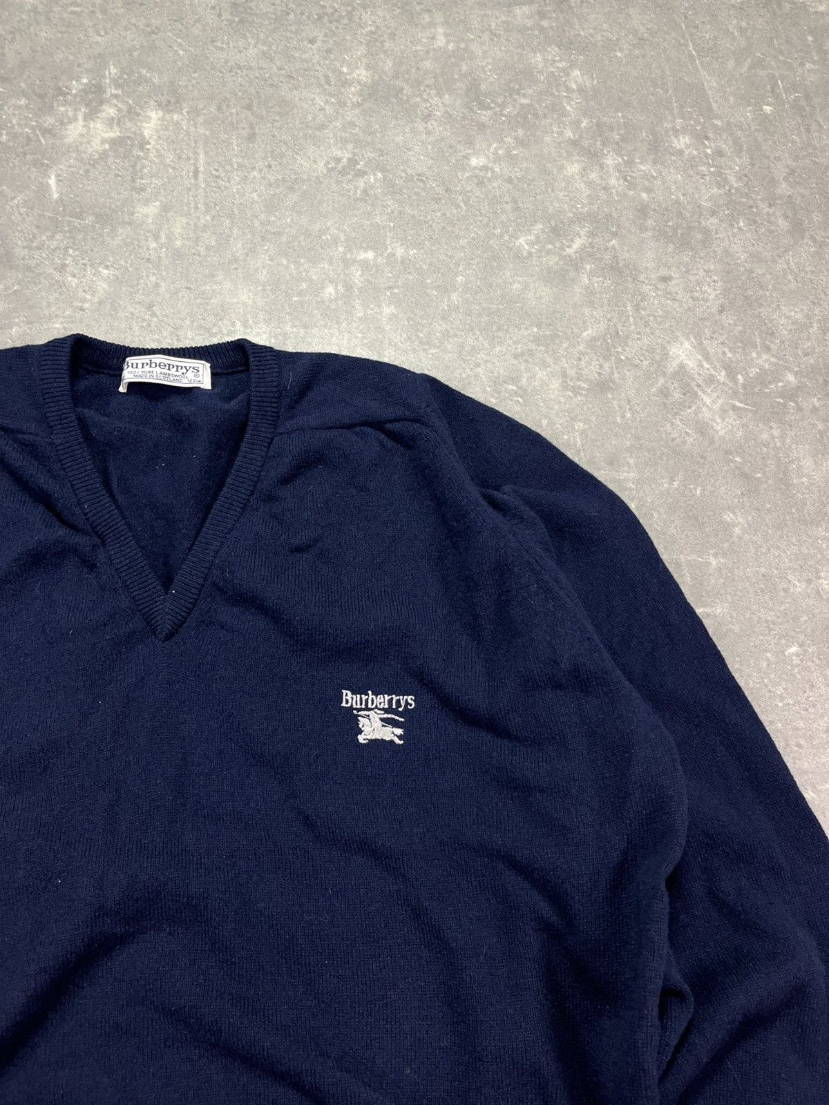 Burberry Vintage Burberrys Navy Blue Lambswool Logo Sweater L XL Size US XL / EU 56 / 4 - 4 Thumbnail