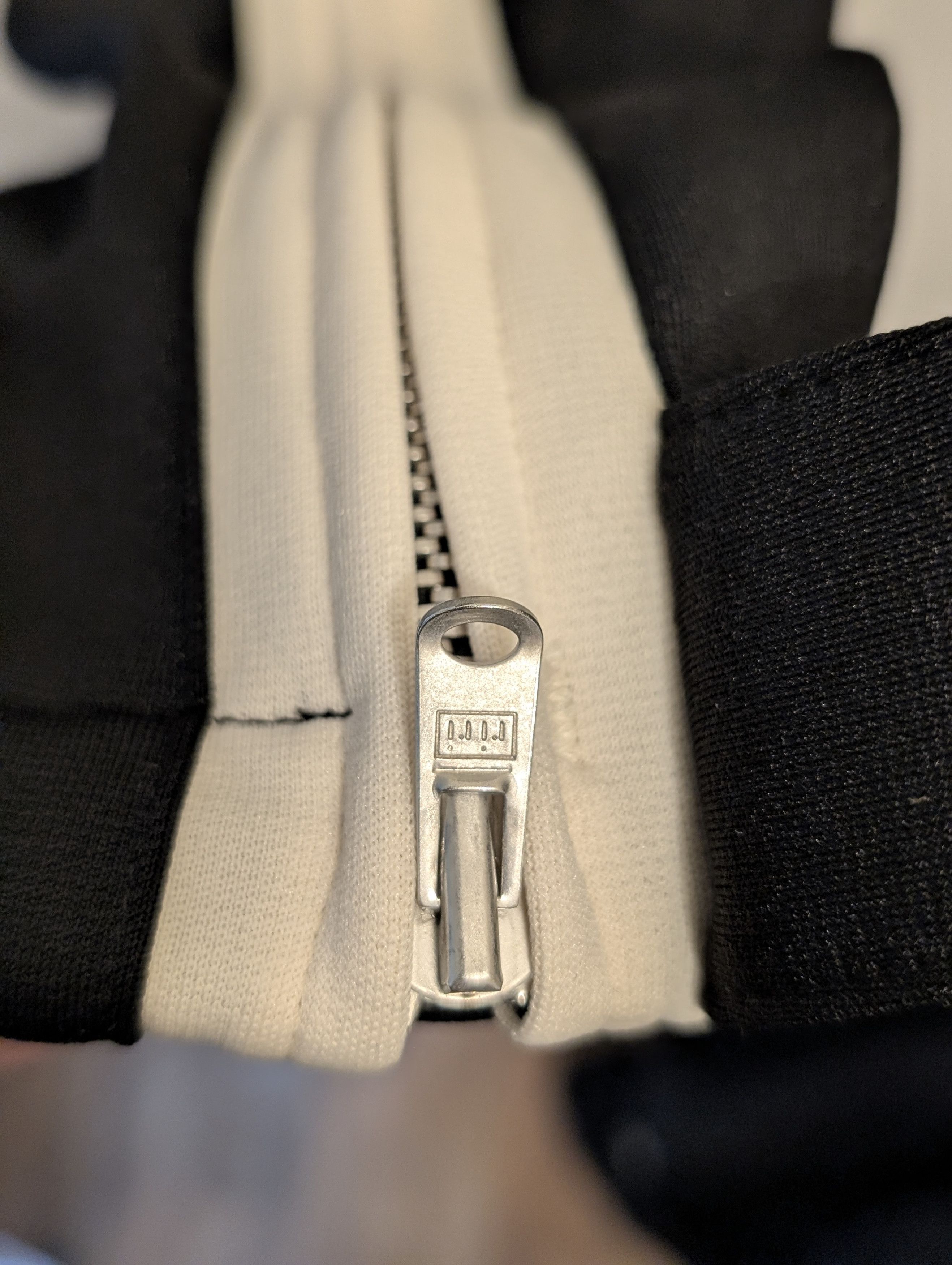 Fear of God Fear of God 5th Collection Double Stripe Track Pants XS NWOT Size US 28 / EU 44 - 12 Thumbnail