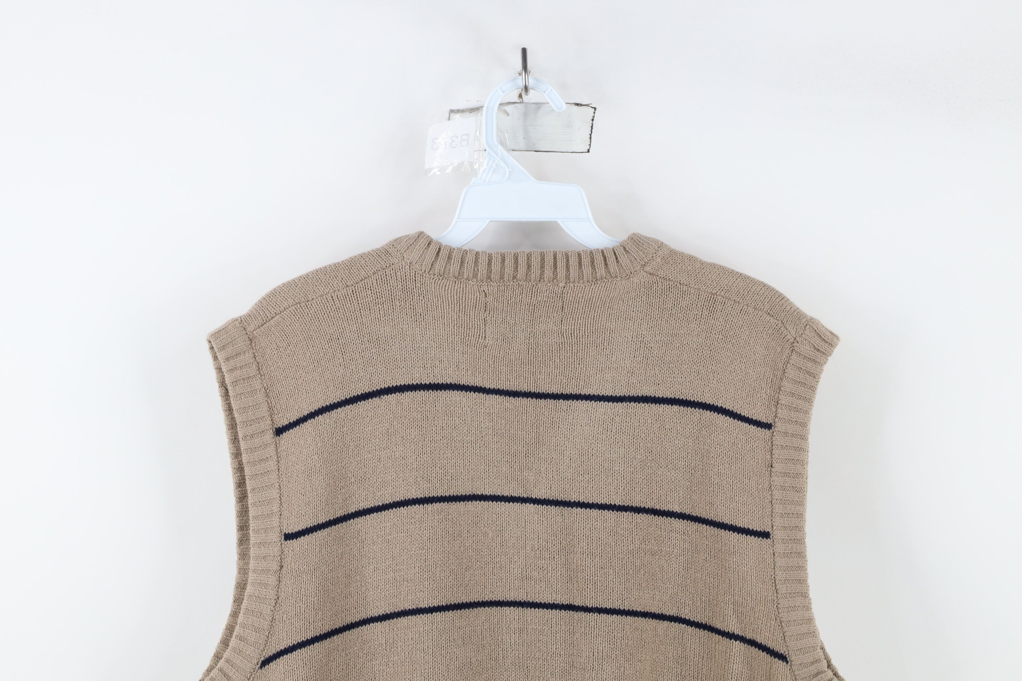 Vintage Vintage 70s Streetwear Striped V-Neck Sweater Vest Beige Size L / US 10 / IT 46 - 9 Thumbnail