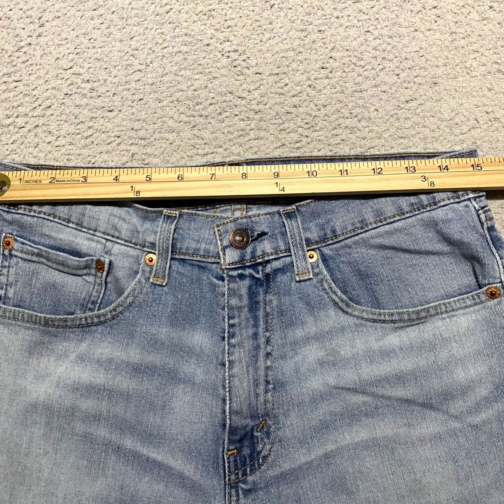 Levi's Levi's 505 Jeans Mens 31x30 Blue Denim Medium Wash Straight Regular Mid Rise Size US 31 - 7 Thumbnail