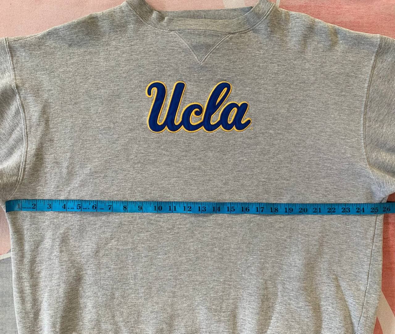 Champs Sport Vintage 90s UCLA Embroidered Spellout Sweatshirt Size US XL / EU 56 / 4 - 7 Thumbnail