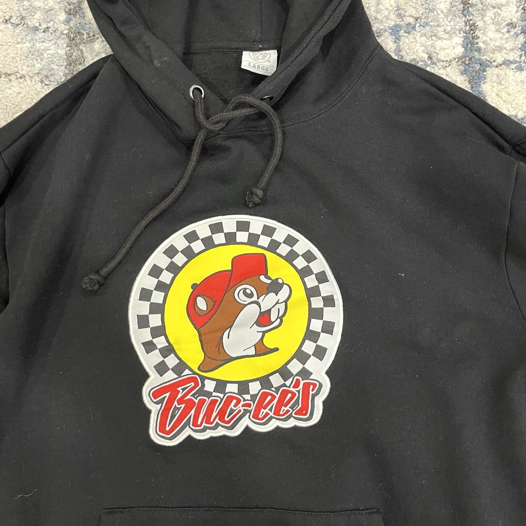 Vintage Buc-ee’s Beaver Logo Graphic Hoodie Black L Men Pullover Souvenir Logo Hoodie Size US L / EU 52-54 / 3 - 2 Thumbnail