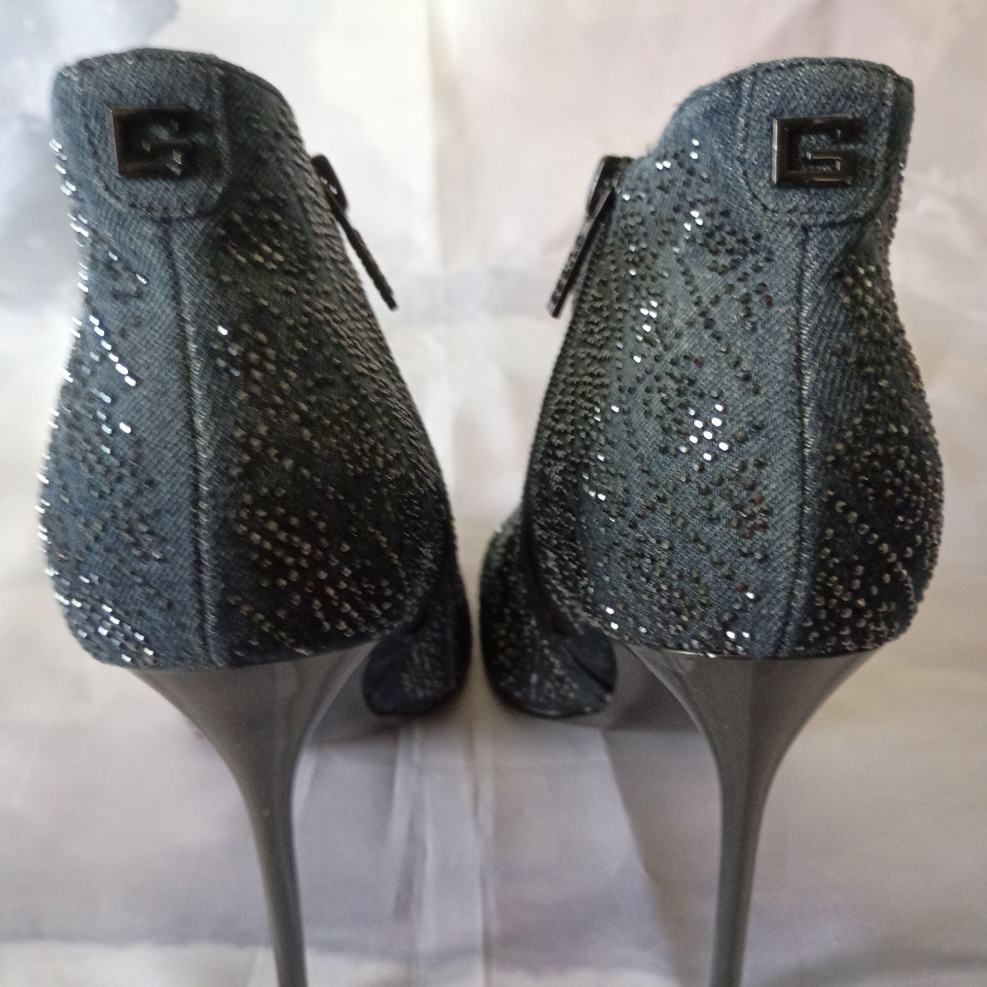 Guess GUESS Fazzie Black Shimmer Stiletto Ankle Booties Pointed To Size US 9.5 / IT 39.5 - 8 Thumbnail