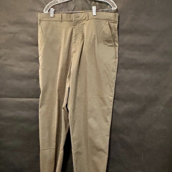Orvis Orvis Slacks Pants Trousers Olive Green EUC Khaki Cotton Siz Size 38R - 1 Thumbnail