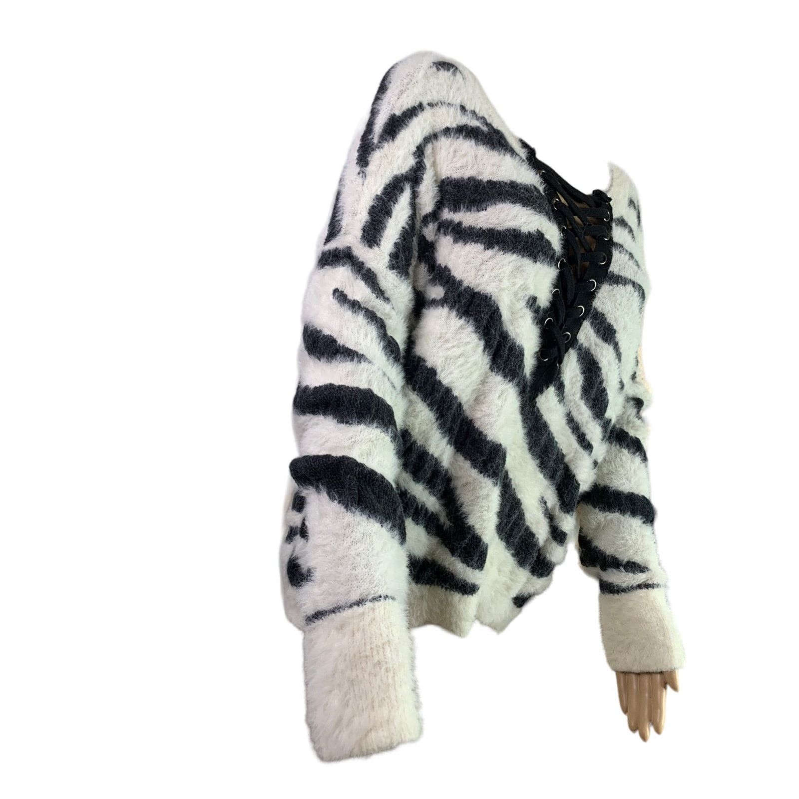 Express Express Zebra Animal Print Sweater Laced Front Women L Size L / US 10 / IT 46 - 6 Thumbnail