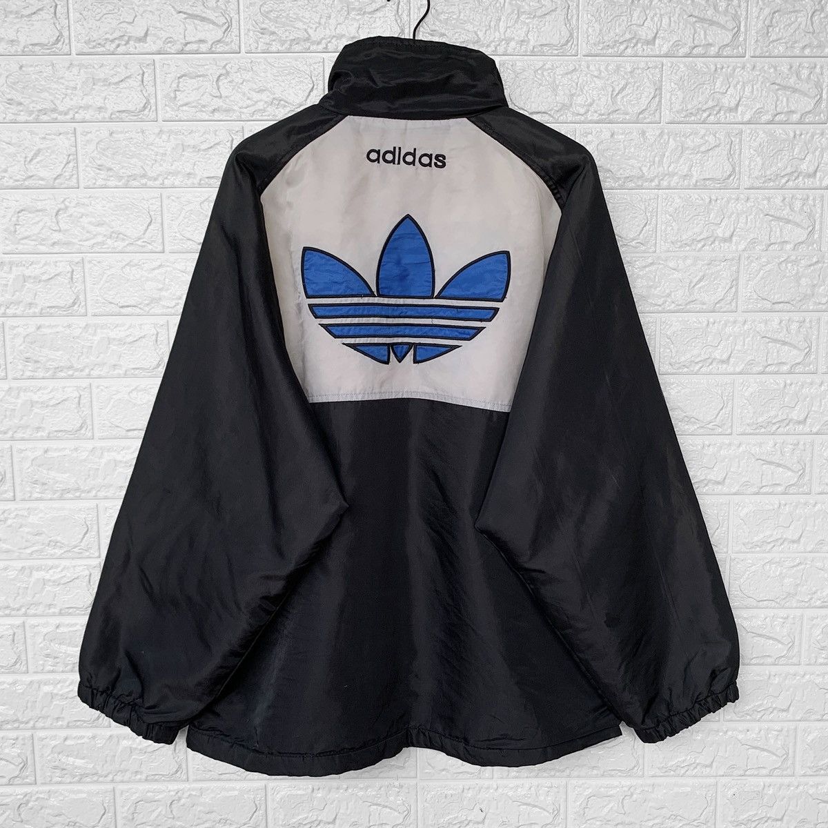 Adidas VINTAGE ADIDAS QUILTED ZIPPER JACKET EMBROIDERED BIG LOGO Size US XL / EU 56 / 4 - 2 Thumbnail