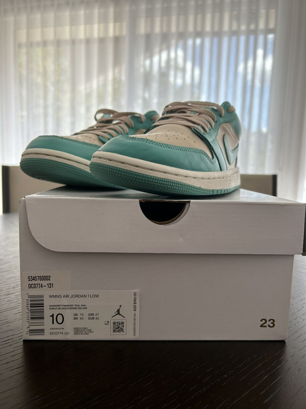Jordan Brand × Nike JORDAN 1 LOW TROPICAL TEAL Size US 8.5 / EU 41-42 - 2 Thumbnail