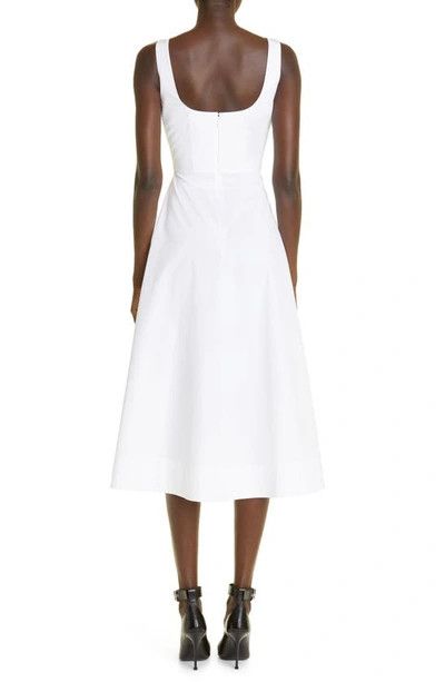 Alexander McQueen o1y0225 Elegant Midi Dress in White Size M / US 6-8 / IT 42-44 - 3 Thumbnail