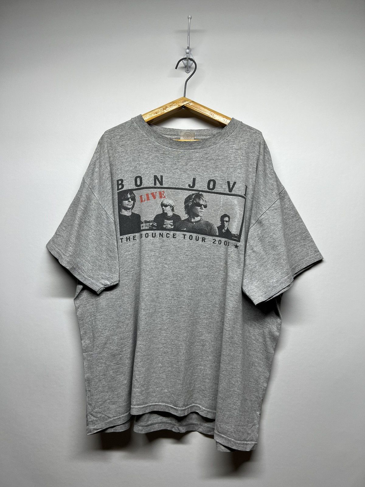 Band Tees × Bon Jovi Vintage 2004 Faded Bon Jovi World The Bounce Tour T-Shirt Size US XL / EU 56 / 4 - 2 Thumbnail