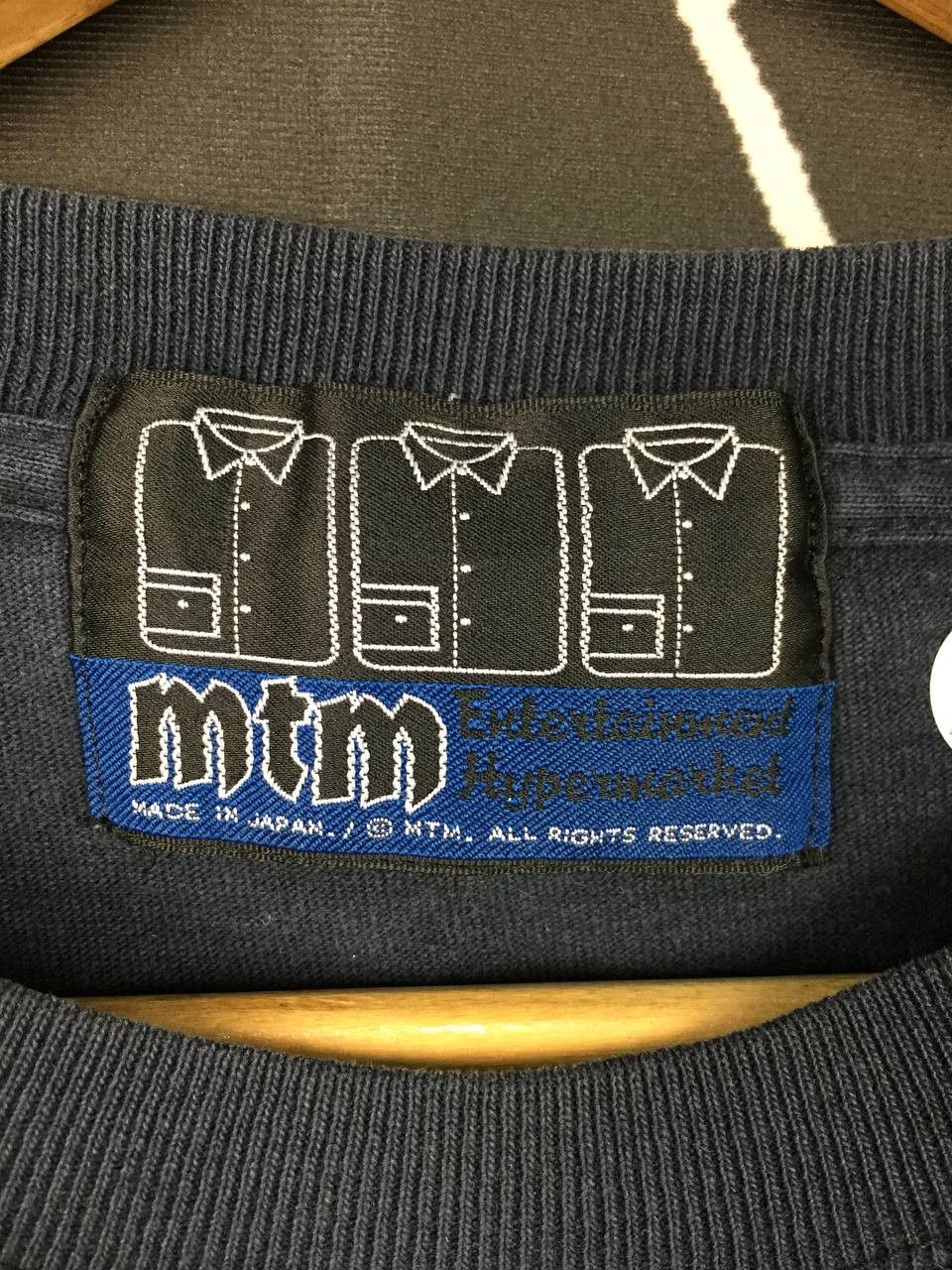 Japanese Brand Vtg 00s MTM Entertainment Hypermarket Made In Japan Tee Size US L / EU 52-54 / 3 - 16 Thumbnail