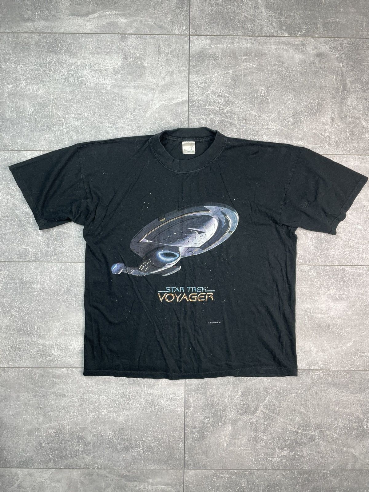 Band Tees × Vintage Star Trek Voyager 1995 T-shirt Vintage Size US L / EU 52-54 / 3 - 1 Thumbnail