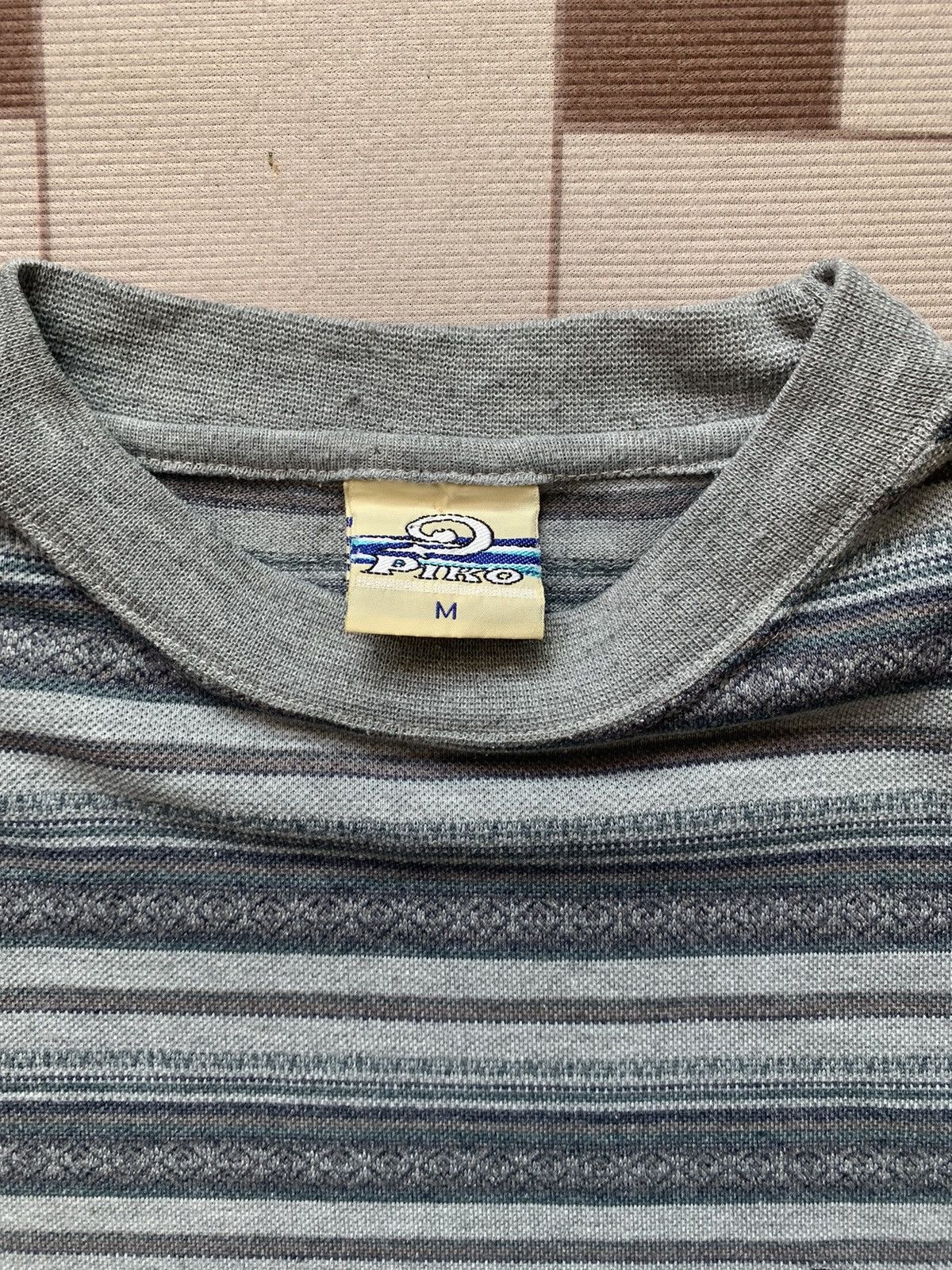 Vintage Vintage Y2K Piko Surf Striped Tshirt Size US M / EU 48-50 / 2 - 8 Thumbnail