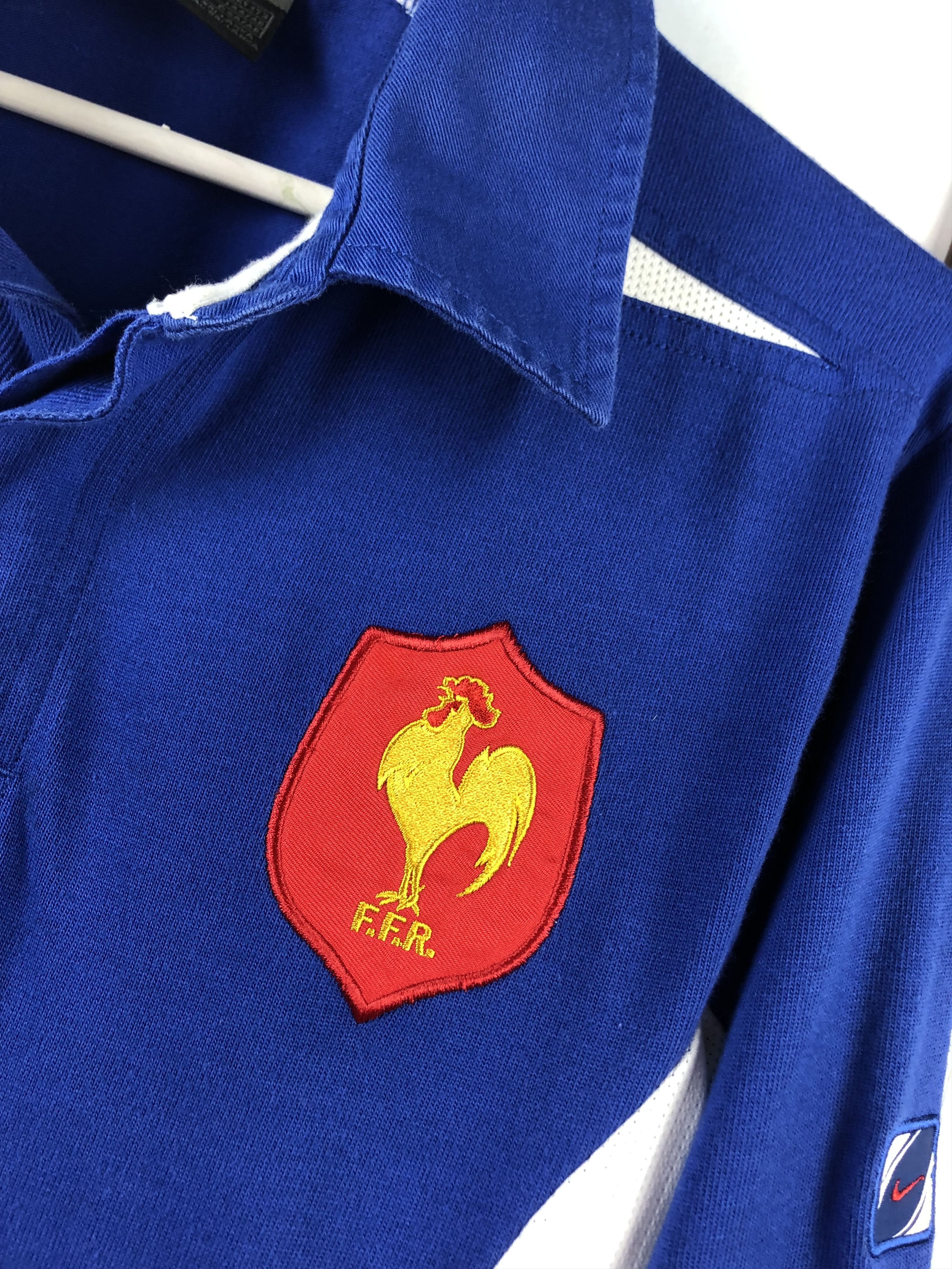 Nike Vintage Nike France Rugby Union Jersey Long Sleeve Shirt Size US S / EU 44-46 / 1 - 5 Thumbnail
