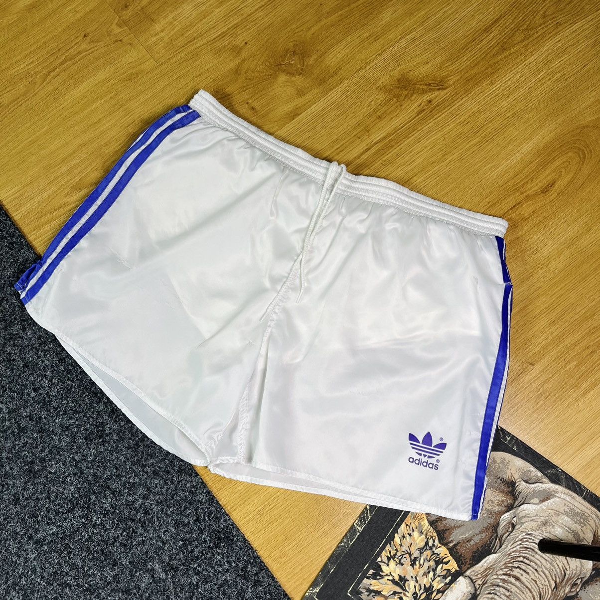 Adidas × Vintage Vintage Adidas 80s Retro Rare Made in West Germany Shorts Size US 36 / EU 52 - 2 Thumbnail